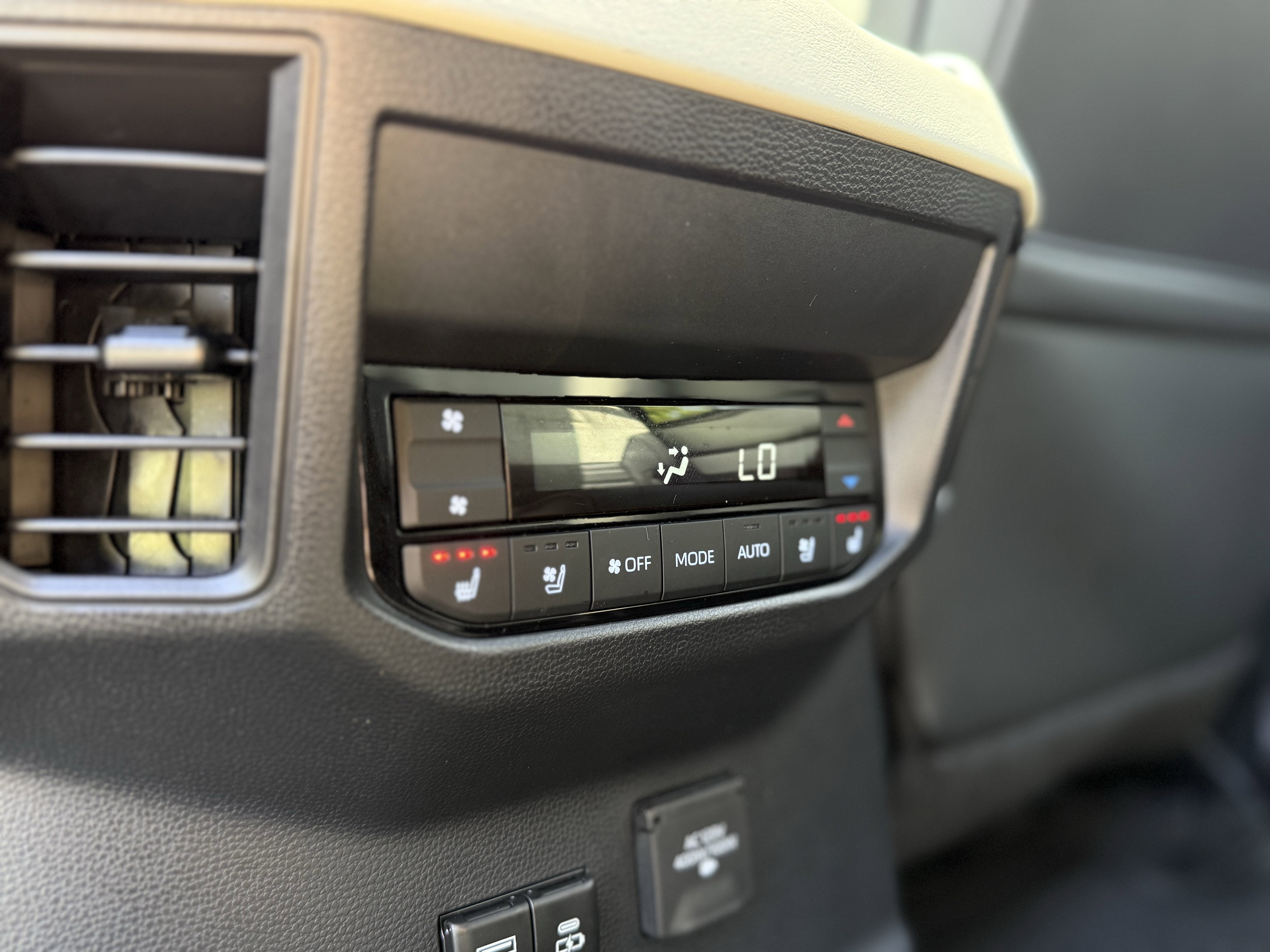 2024 Toyota Sequoia Capstone