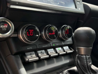 2024 Toyota GR86 Premium