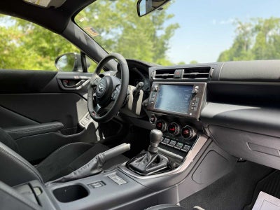 2024 Toyota GR86 Premium