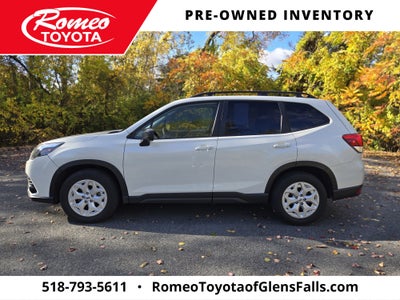 2023 Subaru Forester Base