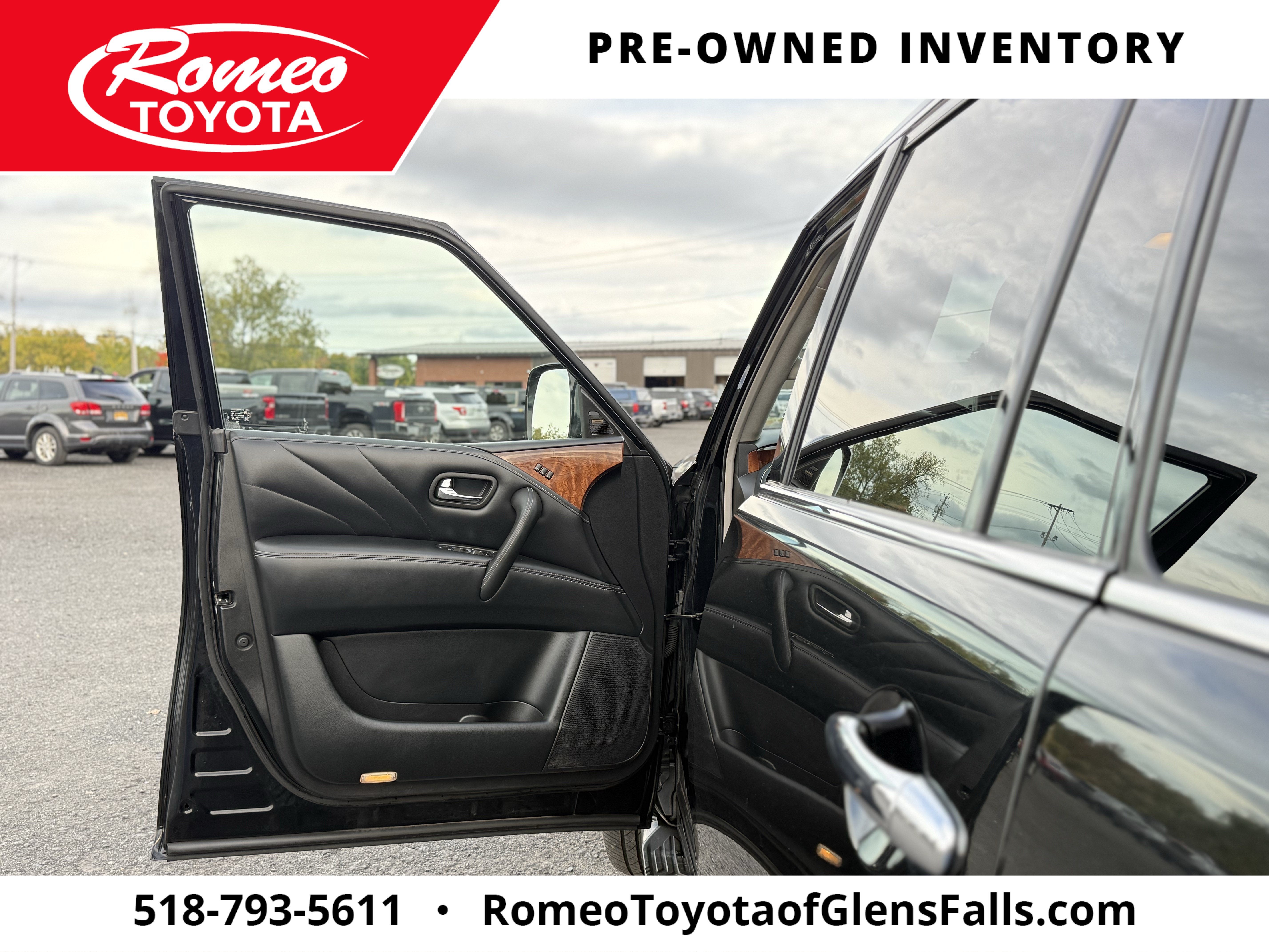 2017 INFINITI QX80 Base