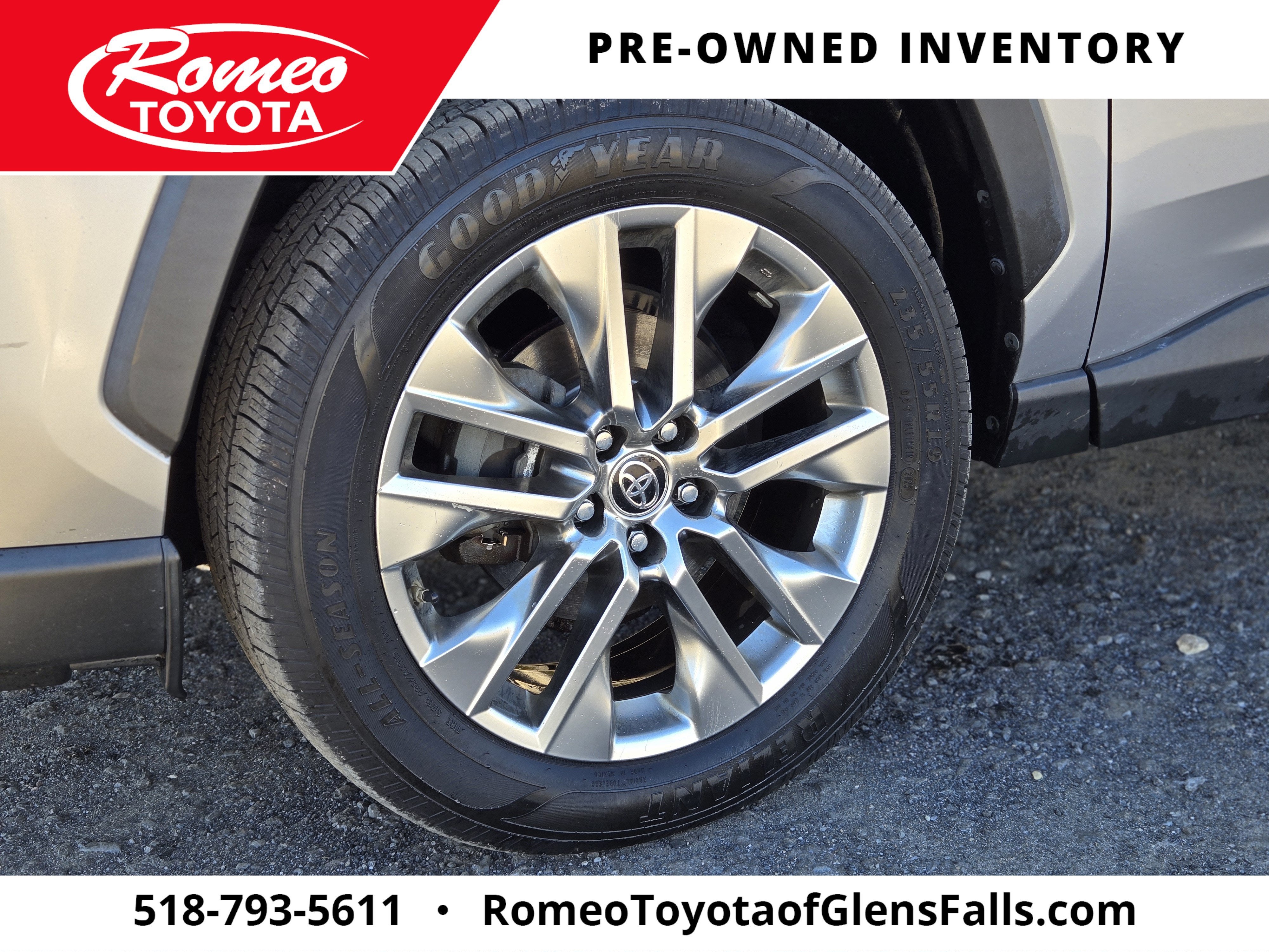2019 Toyota RAV4 XLE Premium