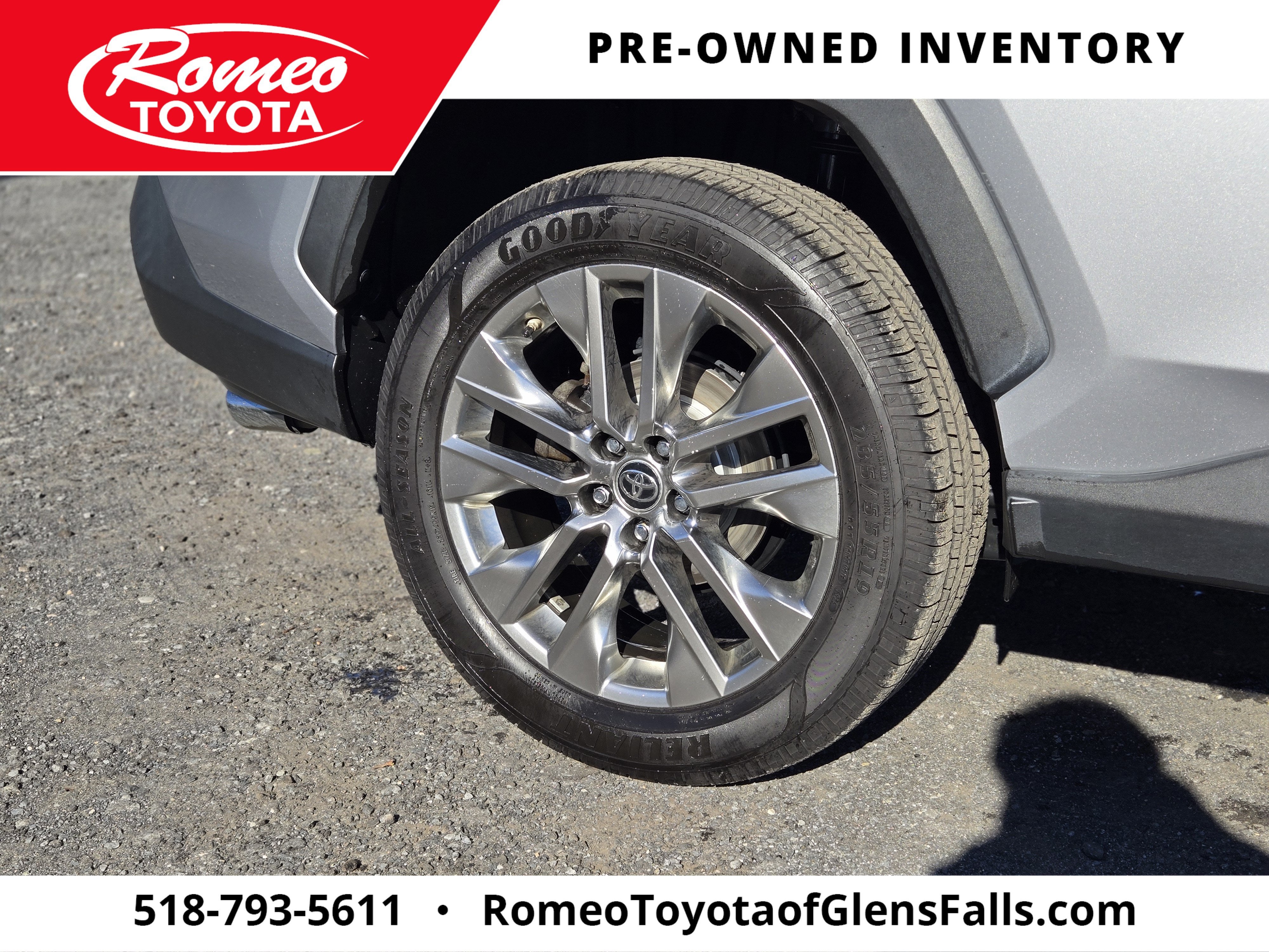 2019 Toyota RAV4 XLE Premium