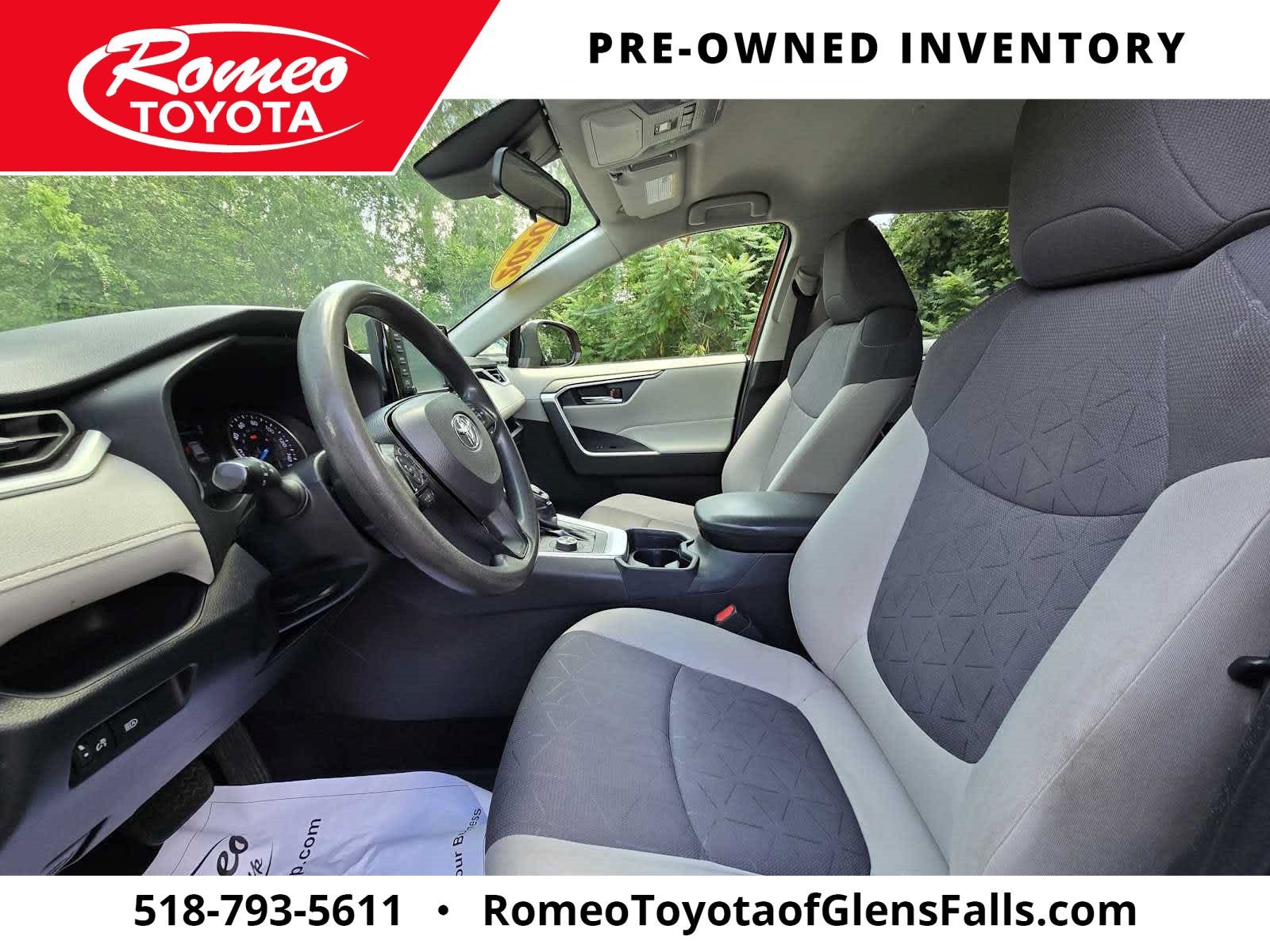 2020 Toyota RAV4 Hybrid XLE