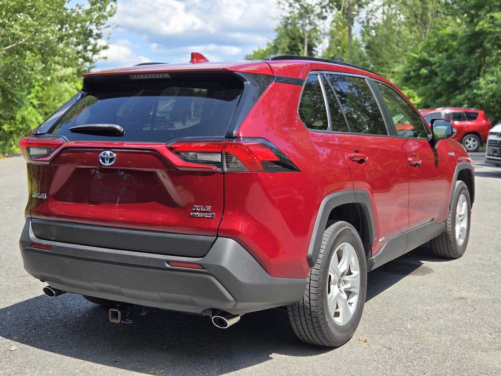 2020 Toyota RAV4 Hybrid XLE
