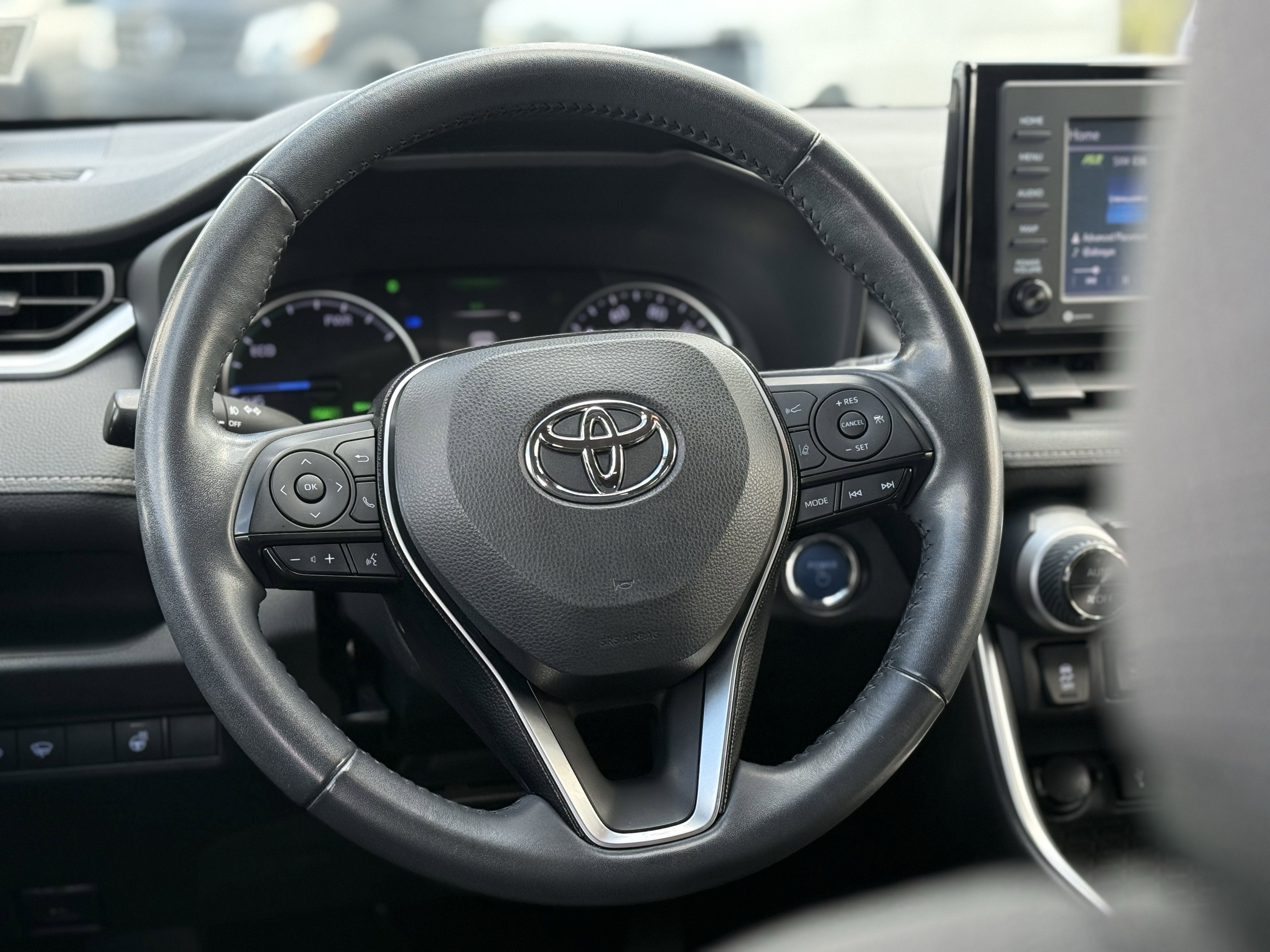2020 Toyota RAV4 Hybrid XLE