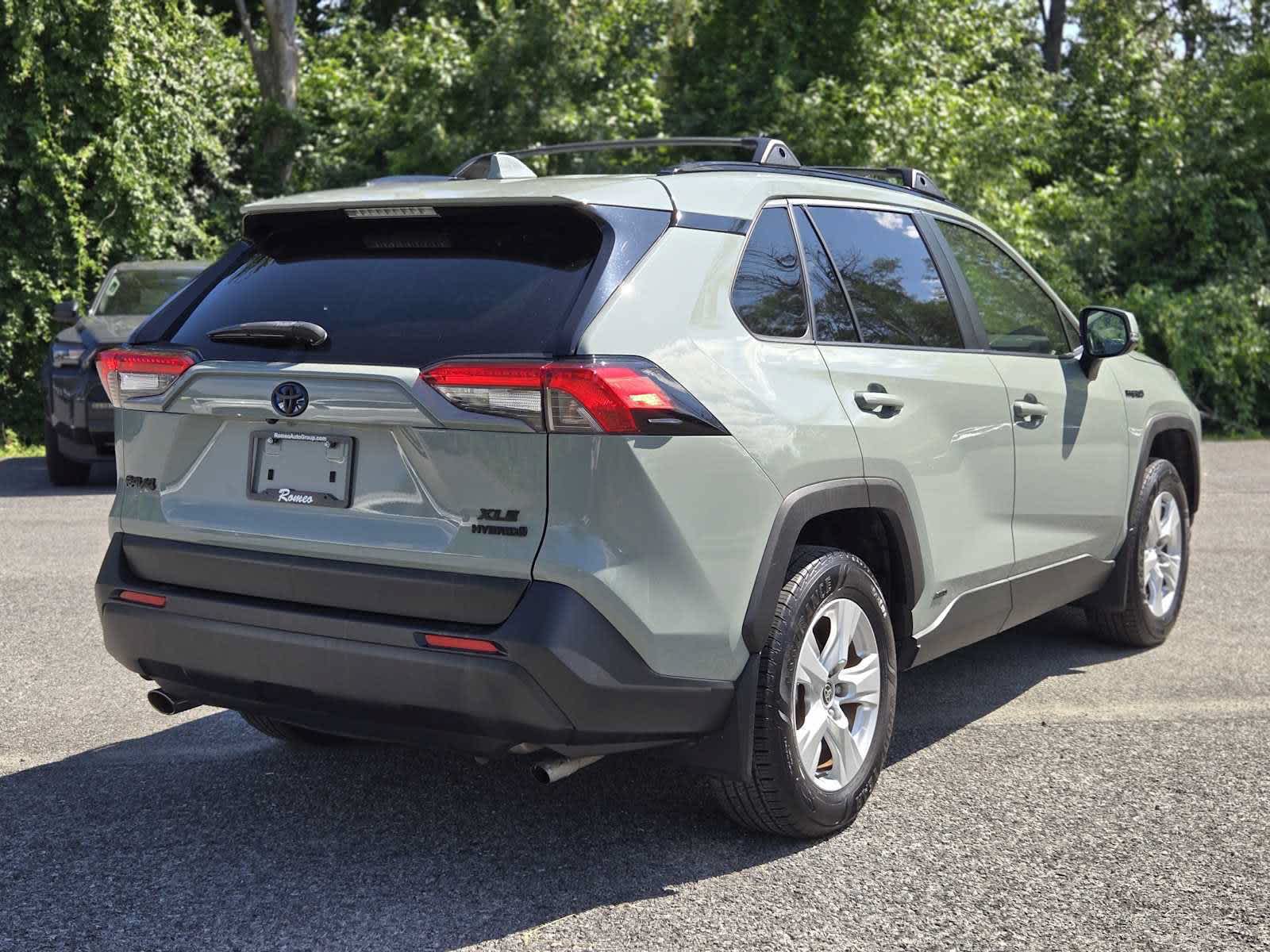 2020 Toyota RAV4 Hybrid XLE