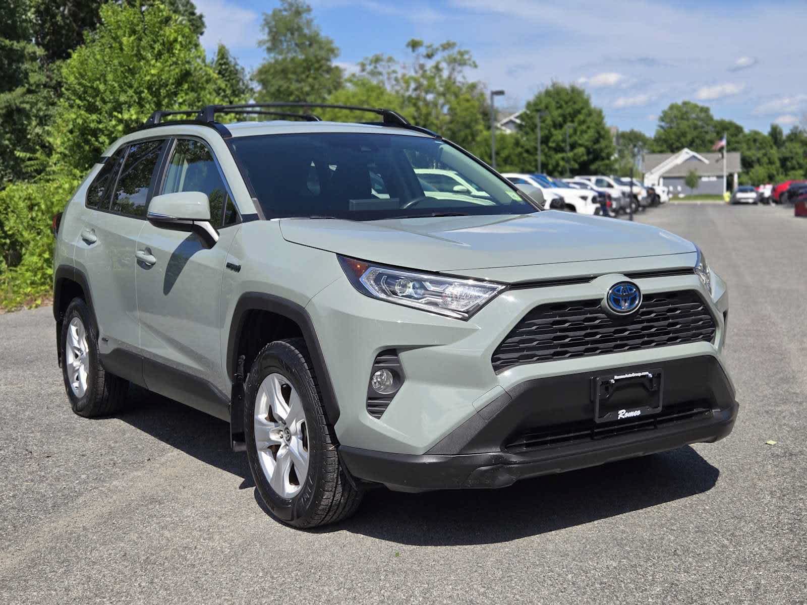 2020 Toyota RAV4 Hybrid XLE