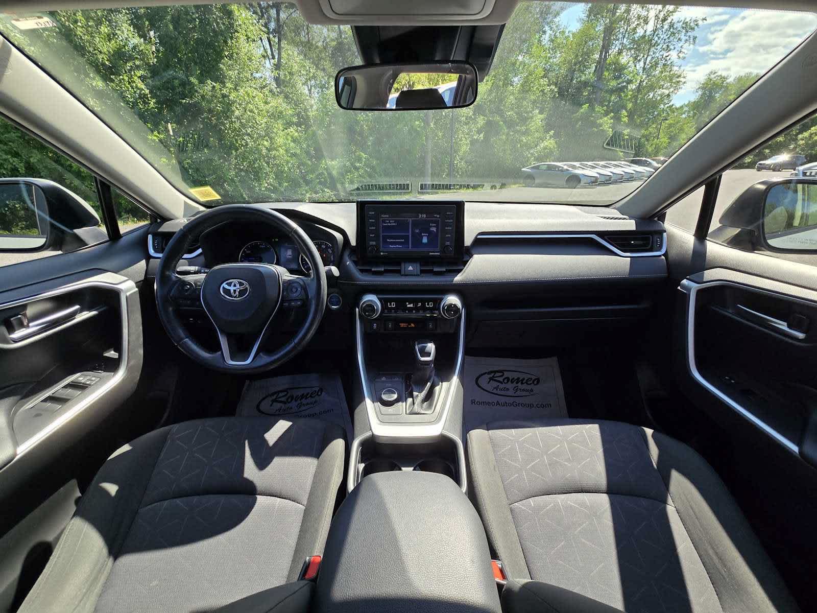 2020 Toyota RAV4 Hybrid XLE