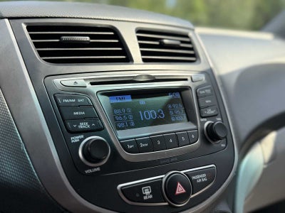 2017 Hyundai Accent SE