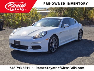 2015 Porsche Panamera Base