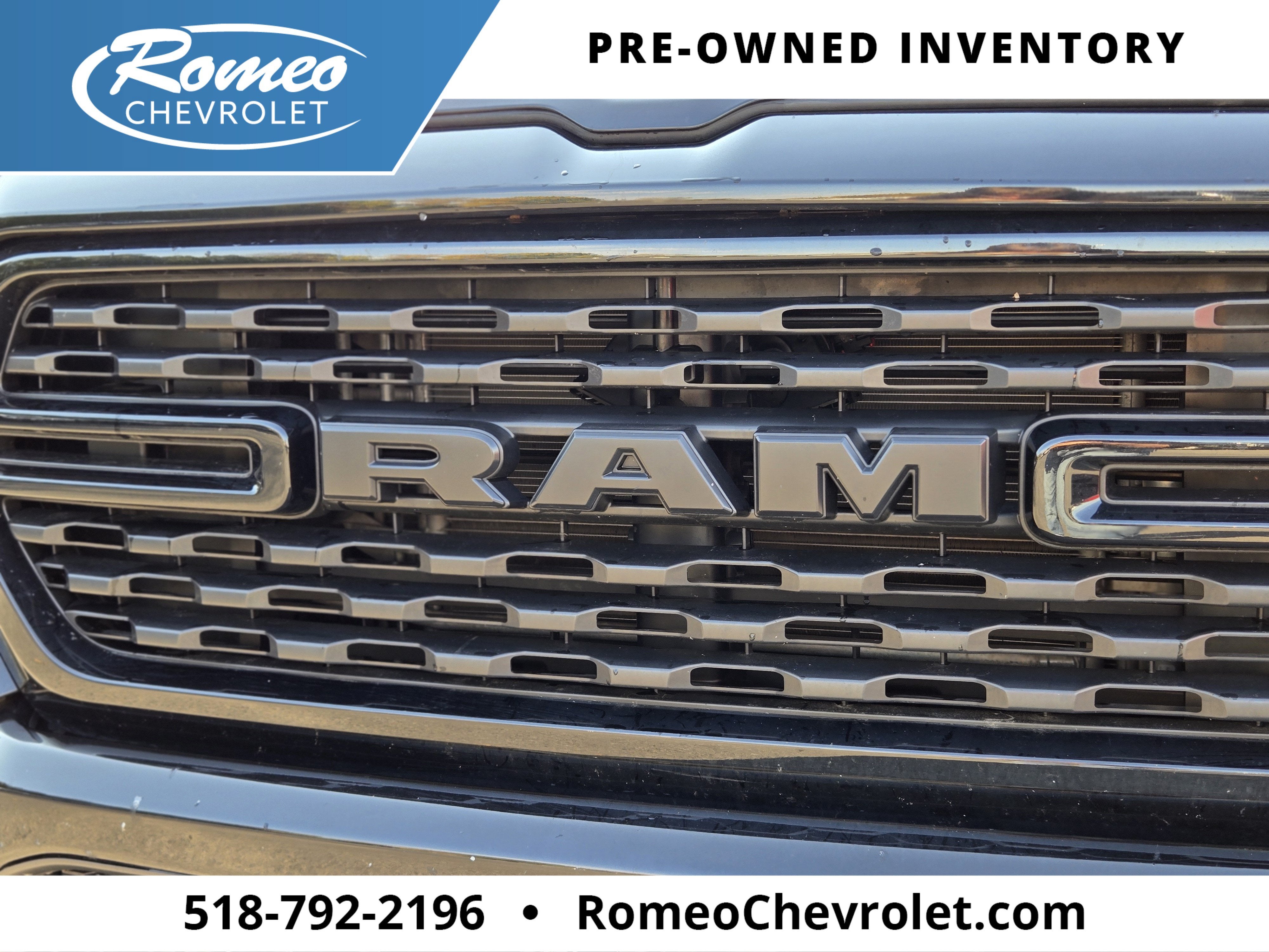 2022 RAM 1500 Big Horn Crew Cab 4x4 5'7" Box