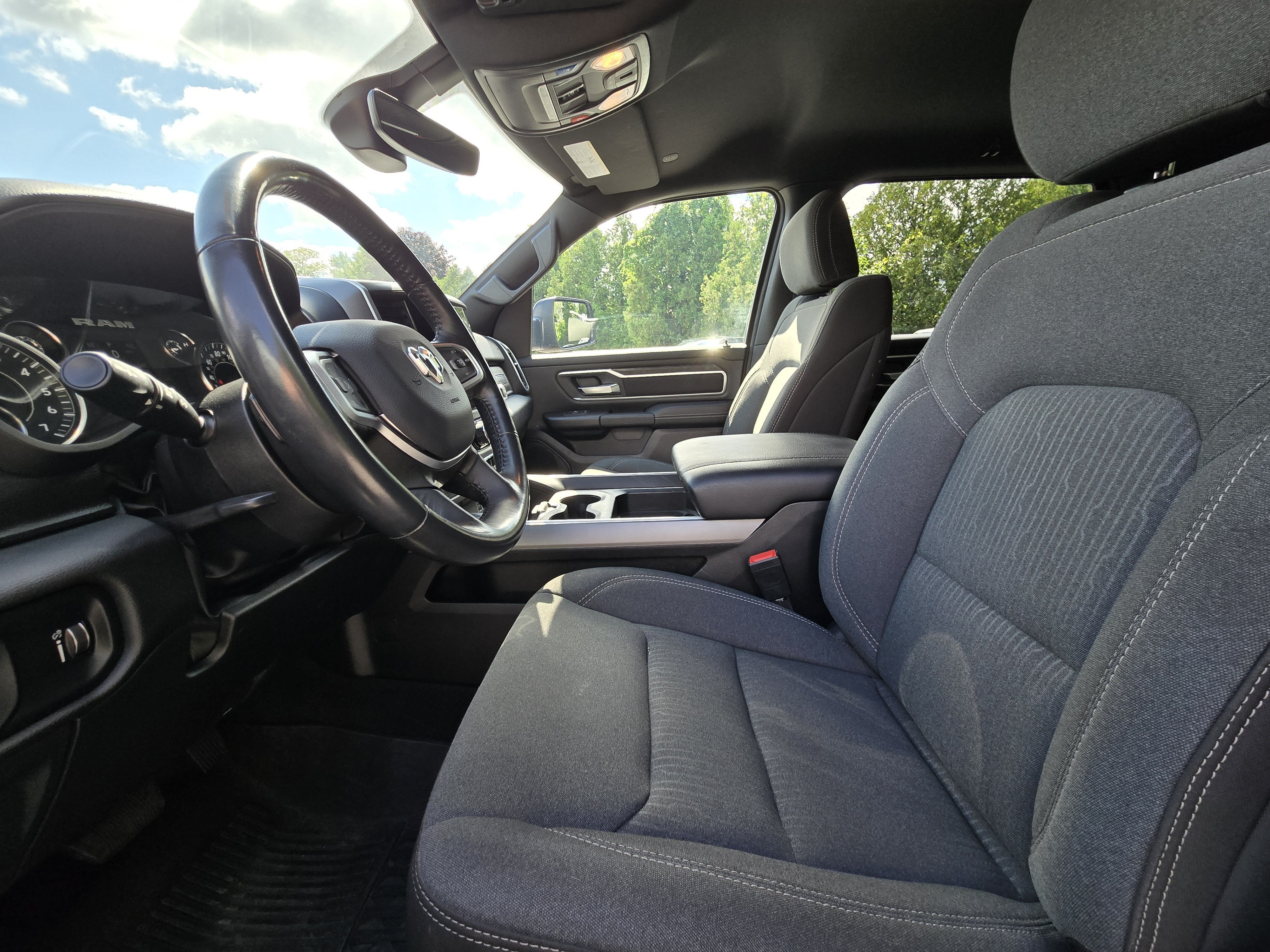 2023 RAM 1500 Big Horn Crew Cab 4x4 5'7" Box