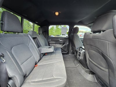 2023 RAM 1500 Big Horn Crew Cab 4x4 5'7" Box