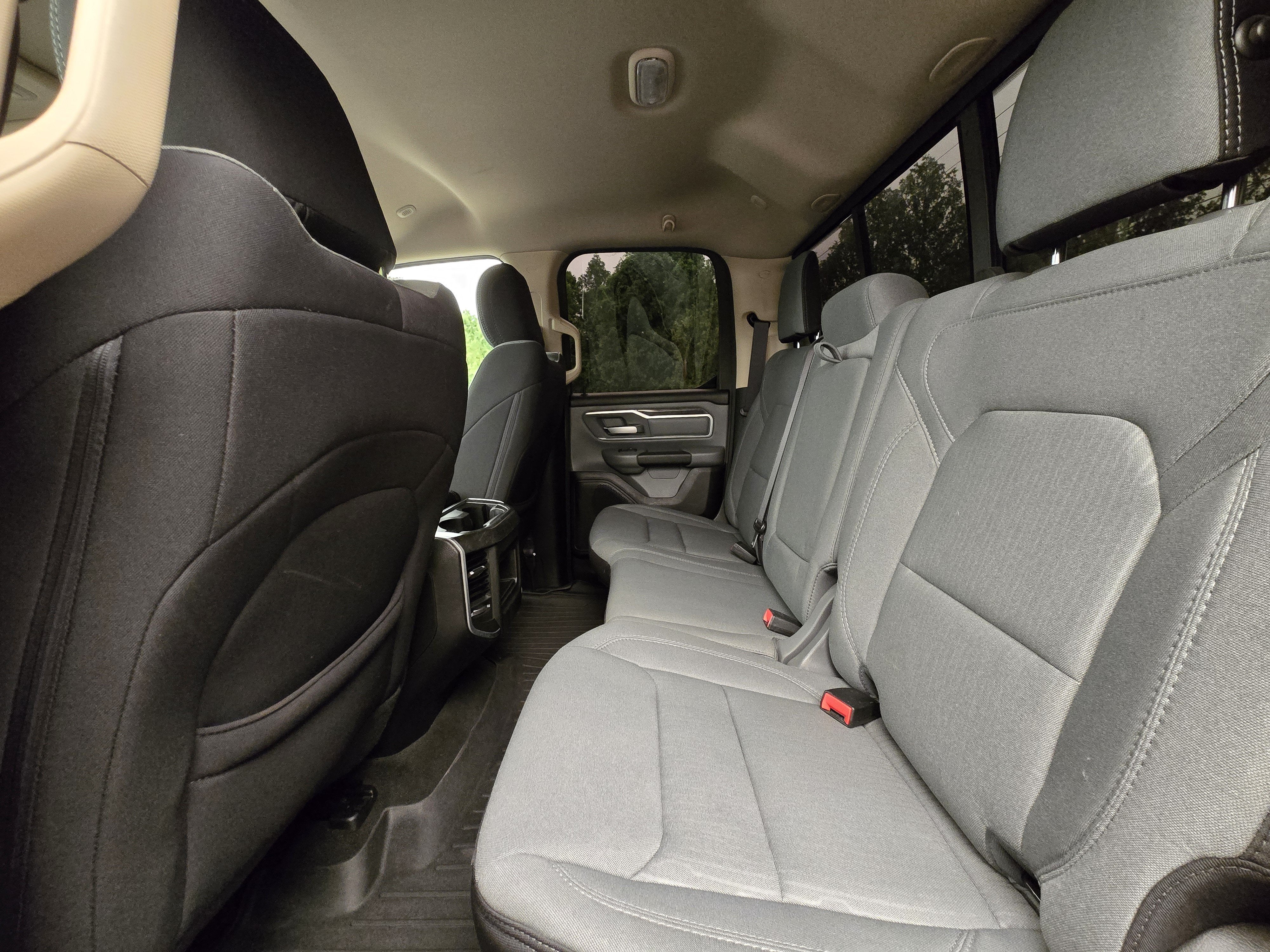 2020 RAM 1500 Big Horn Quad Cab 4x4 6'4" Box