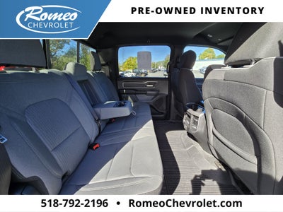 2021 RAM 1500 Big Horn Crew Cab 4x4 5'7" Box