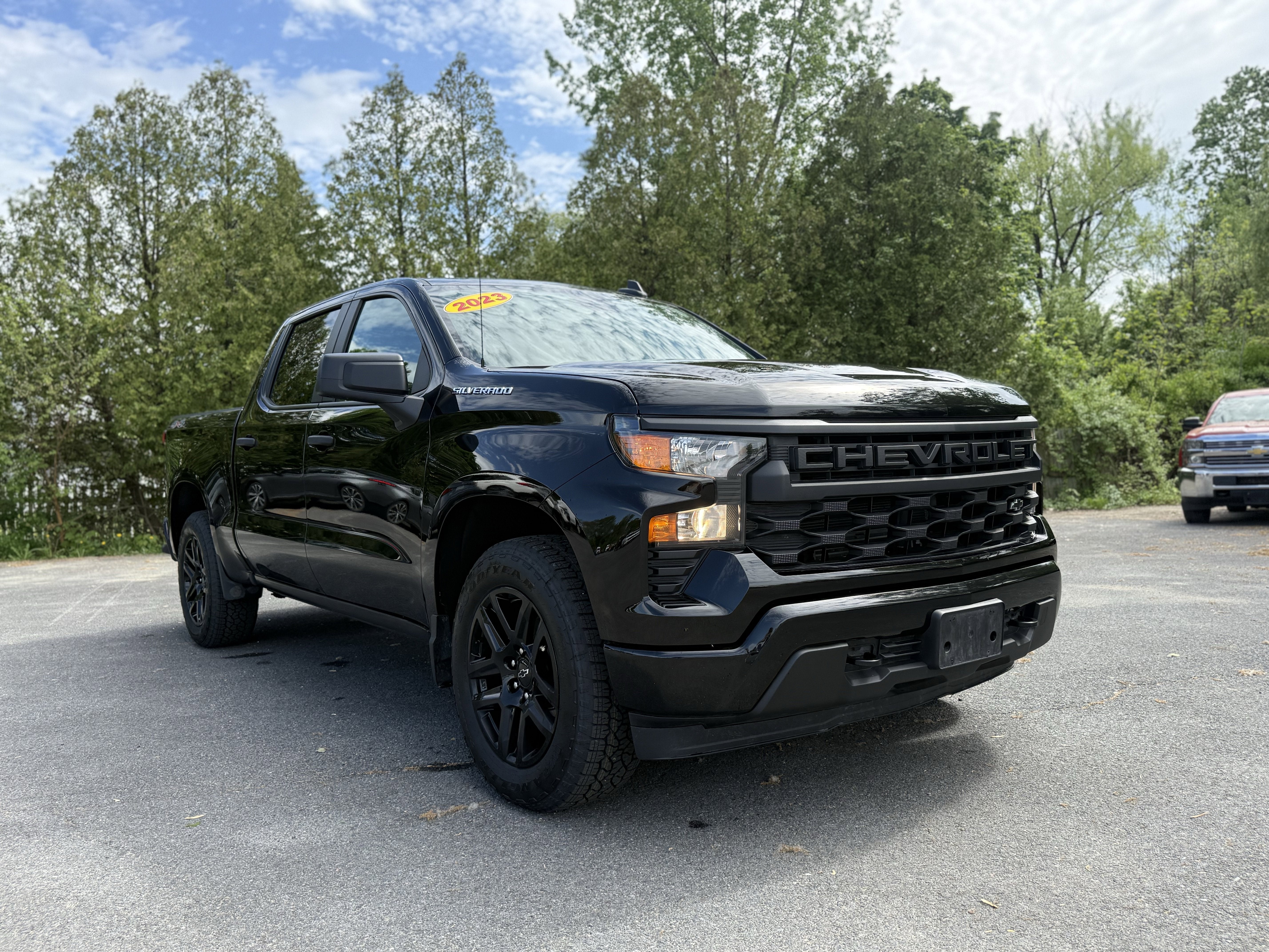 2023 Chevrolet Silverado 1500 Custom