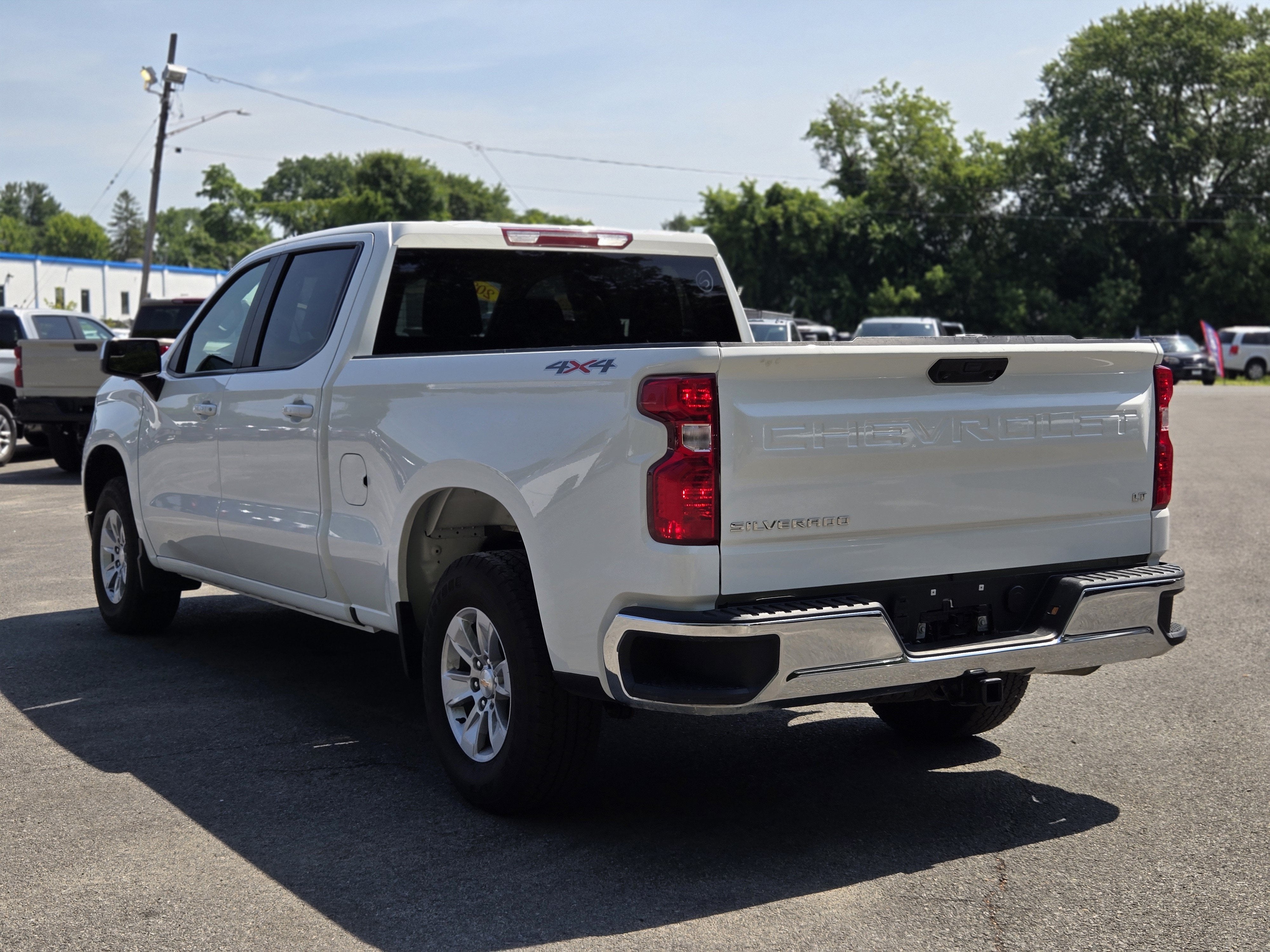 2025 Chevrolet Silverado 1500 LT