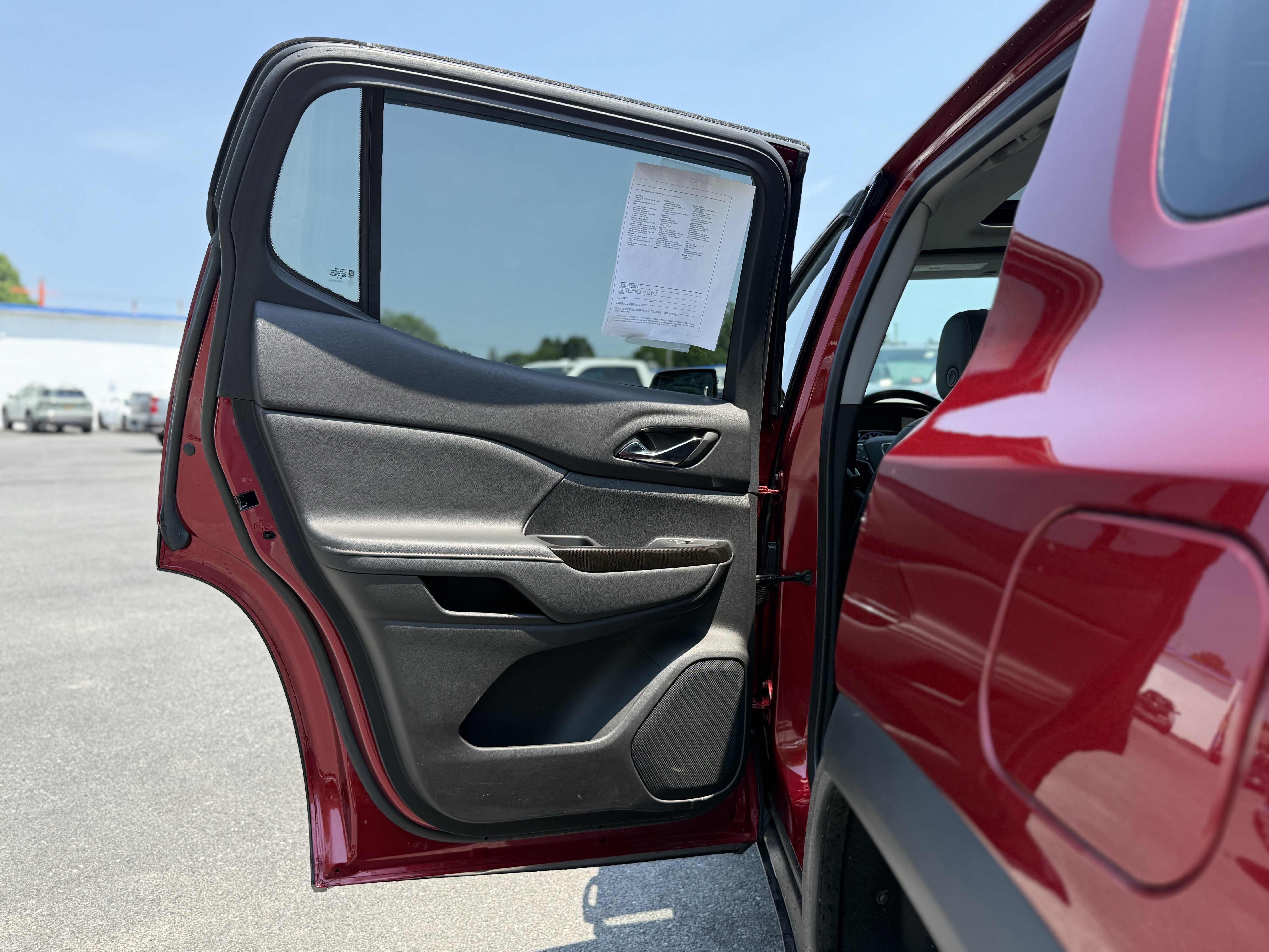 2023 GMC Acadia AT4