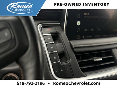 2022 GMC Yukon XL AT4
