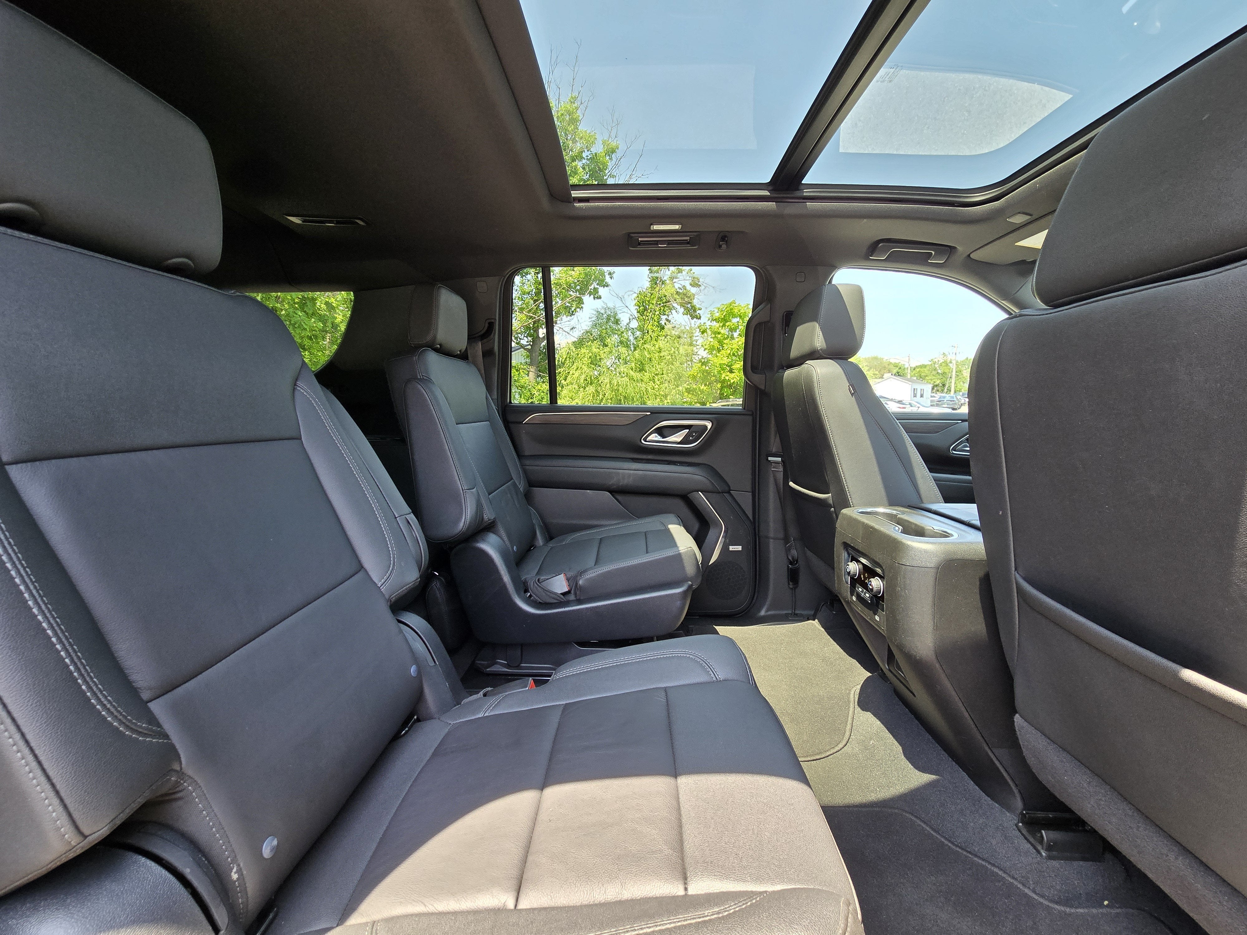 2023 Chevrolet Suburban Z71