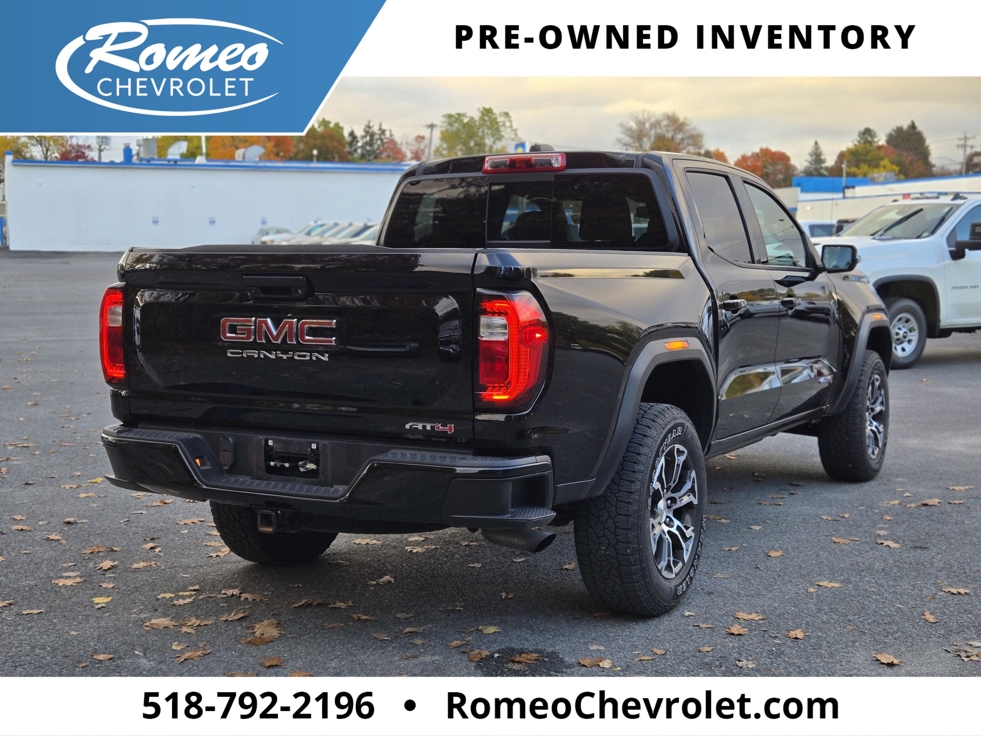 2023 GMC Canyon 4WD AT4