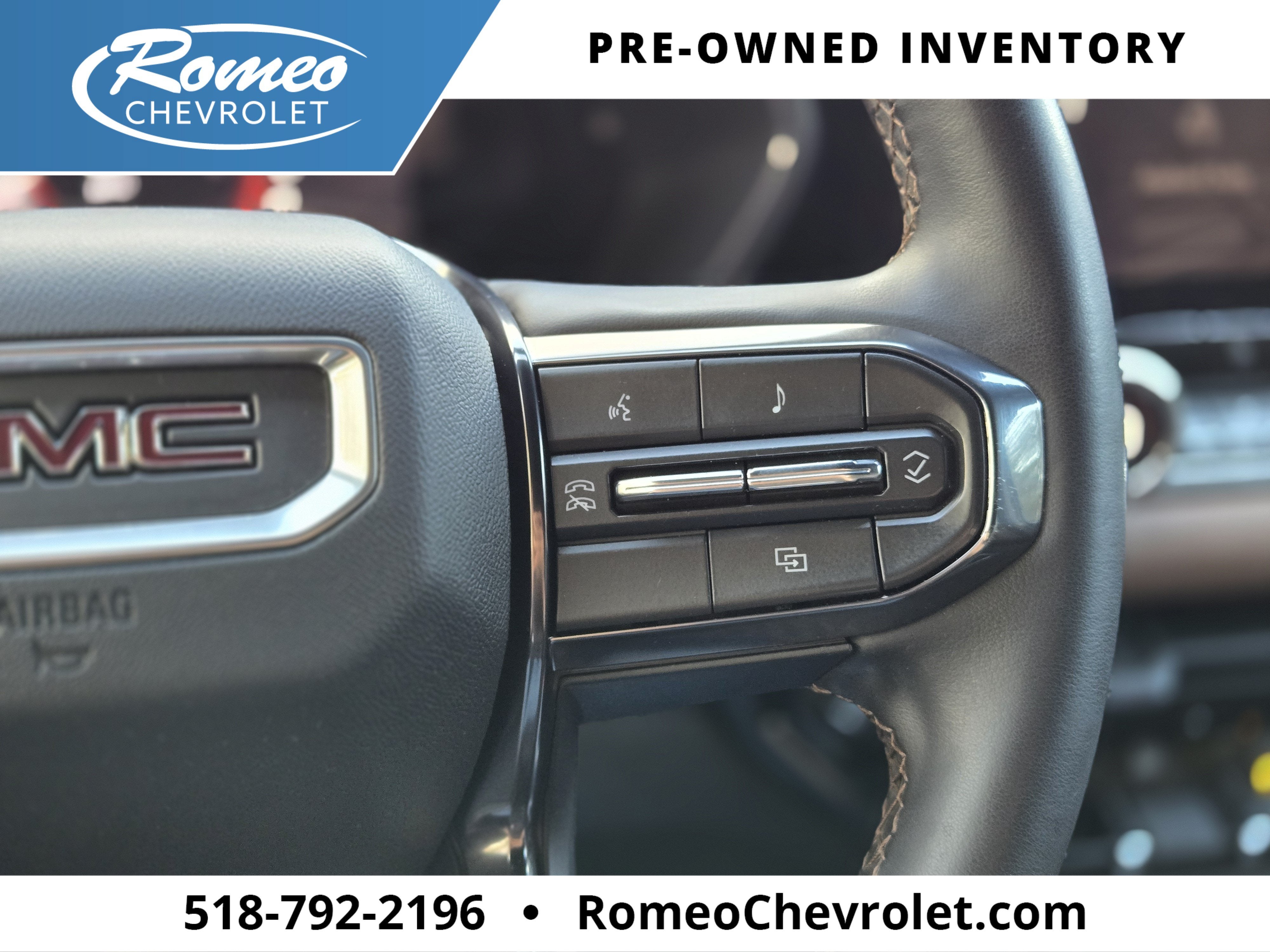 2023 GMC Canyon 4WD AT4