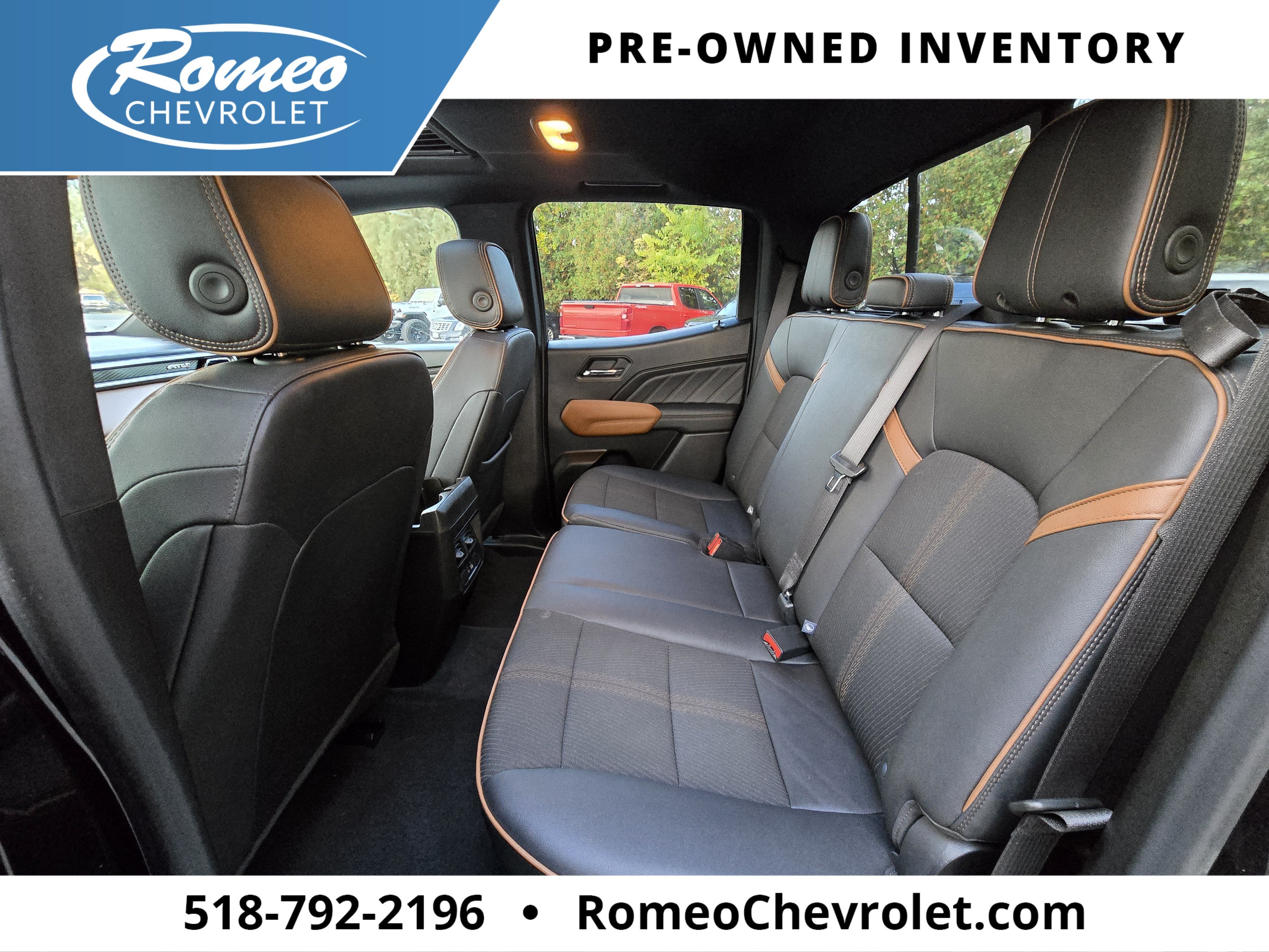 2023 GMC Canyon 4WD AT4