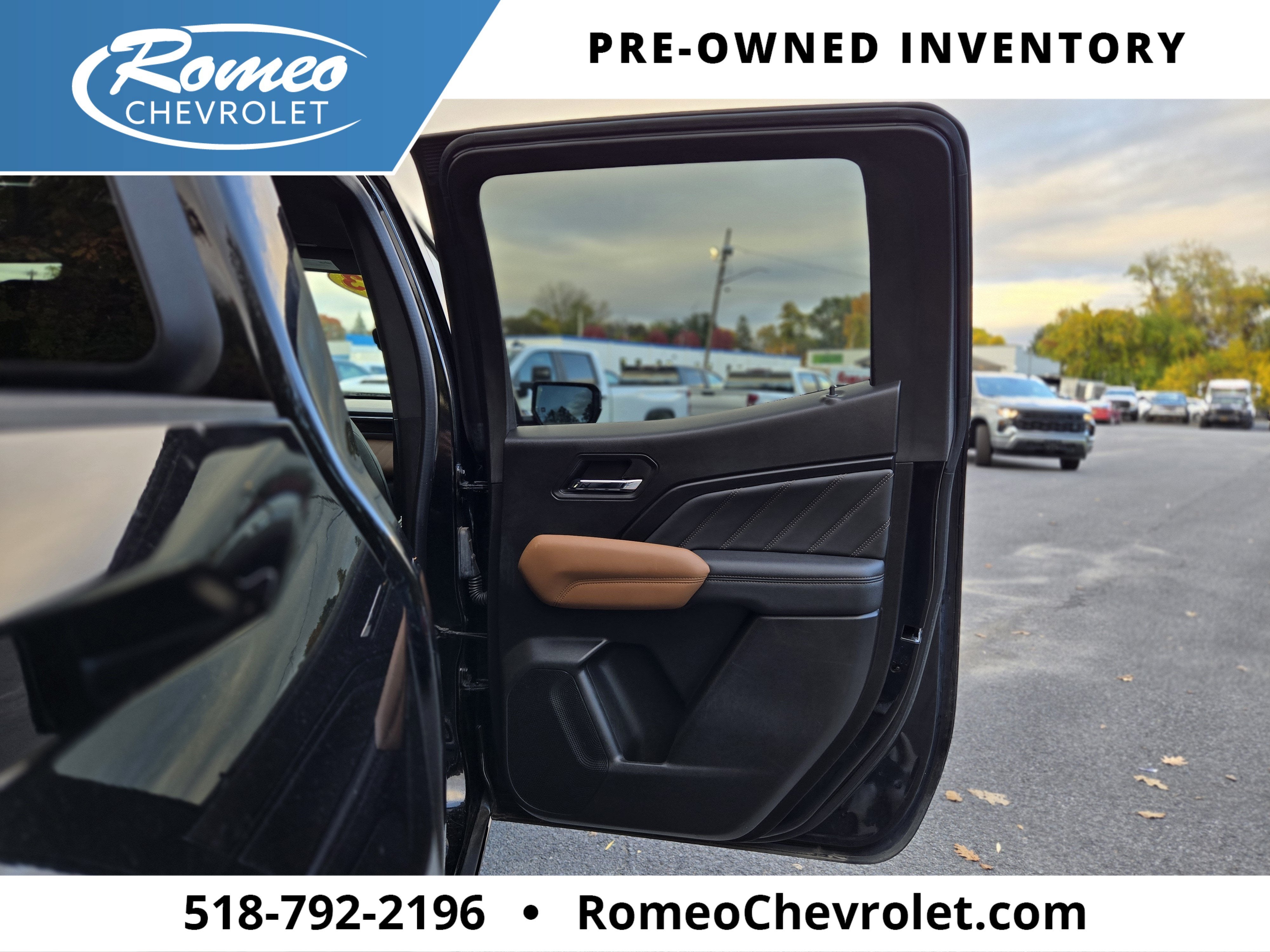 2023 GMC Canyon 4WD AT4