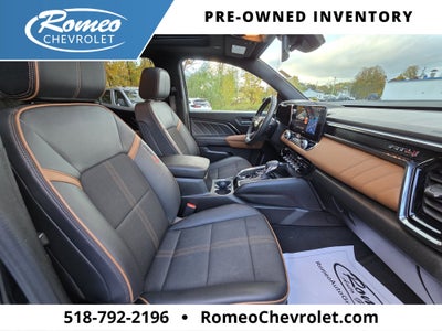 2023 GMC Canyon 4WD AT4