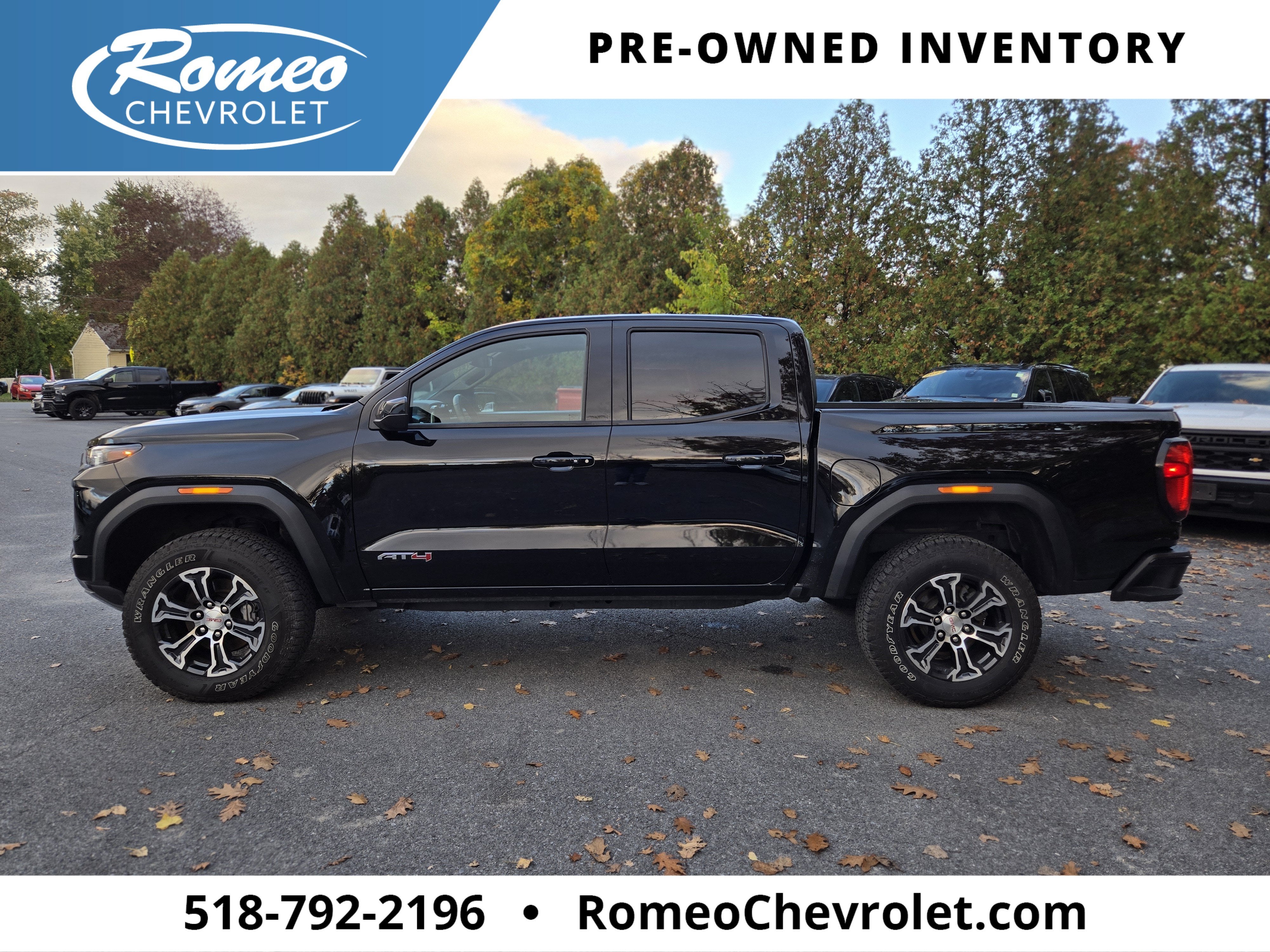 2023 GMC Canyon 4WD AT4