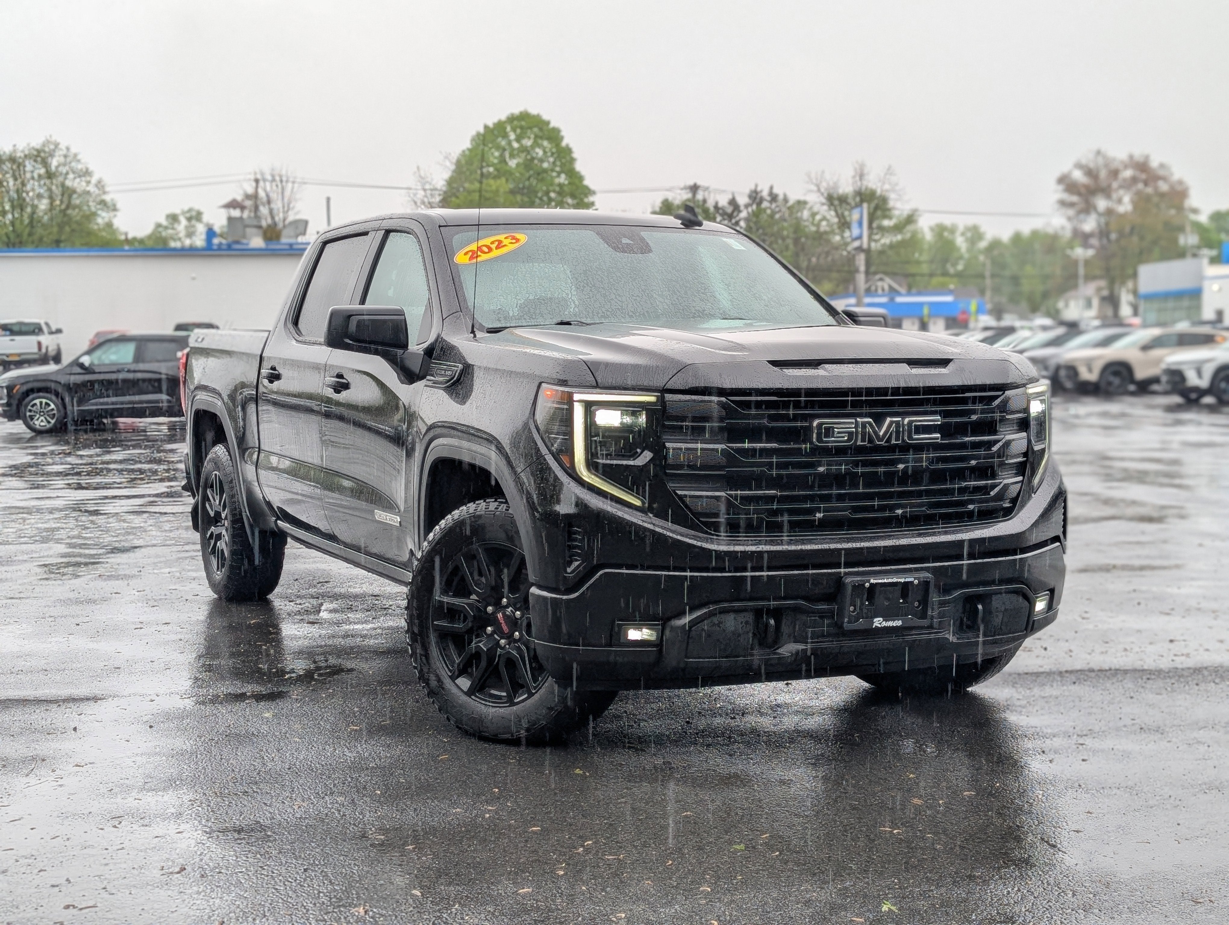 2023 GMC Sierra 1500 Elevation