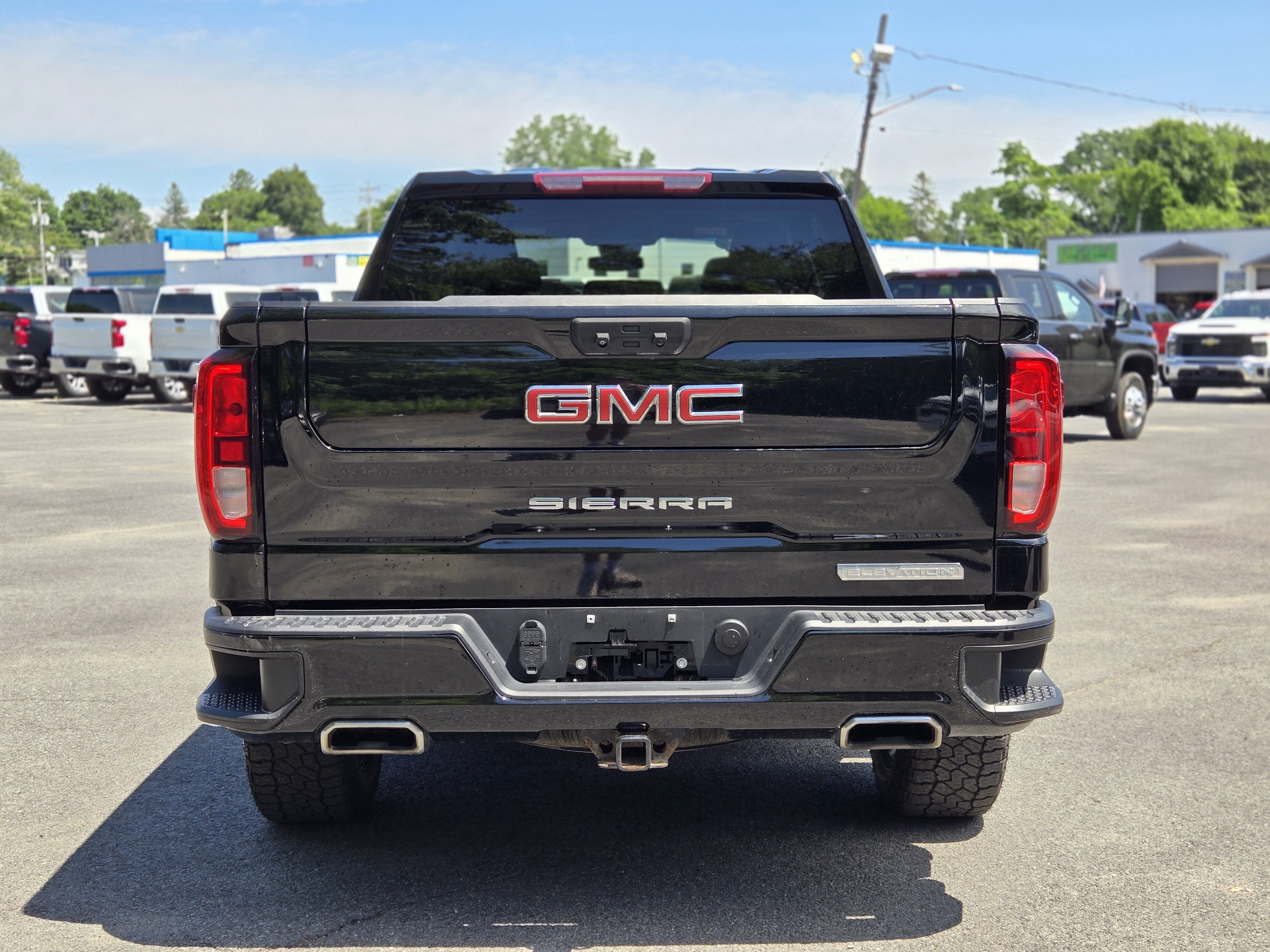 2022 GMC Sierra 1500 Elevation