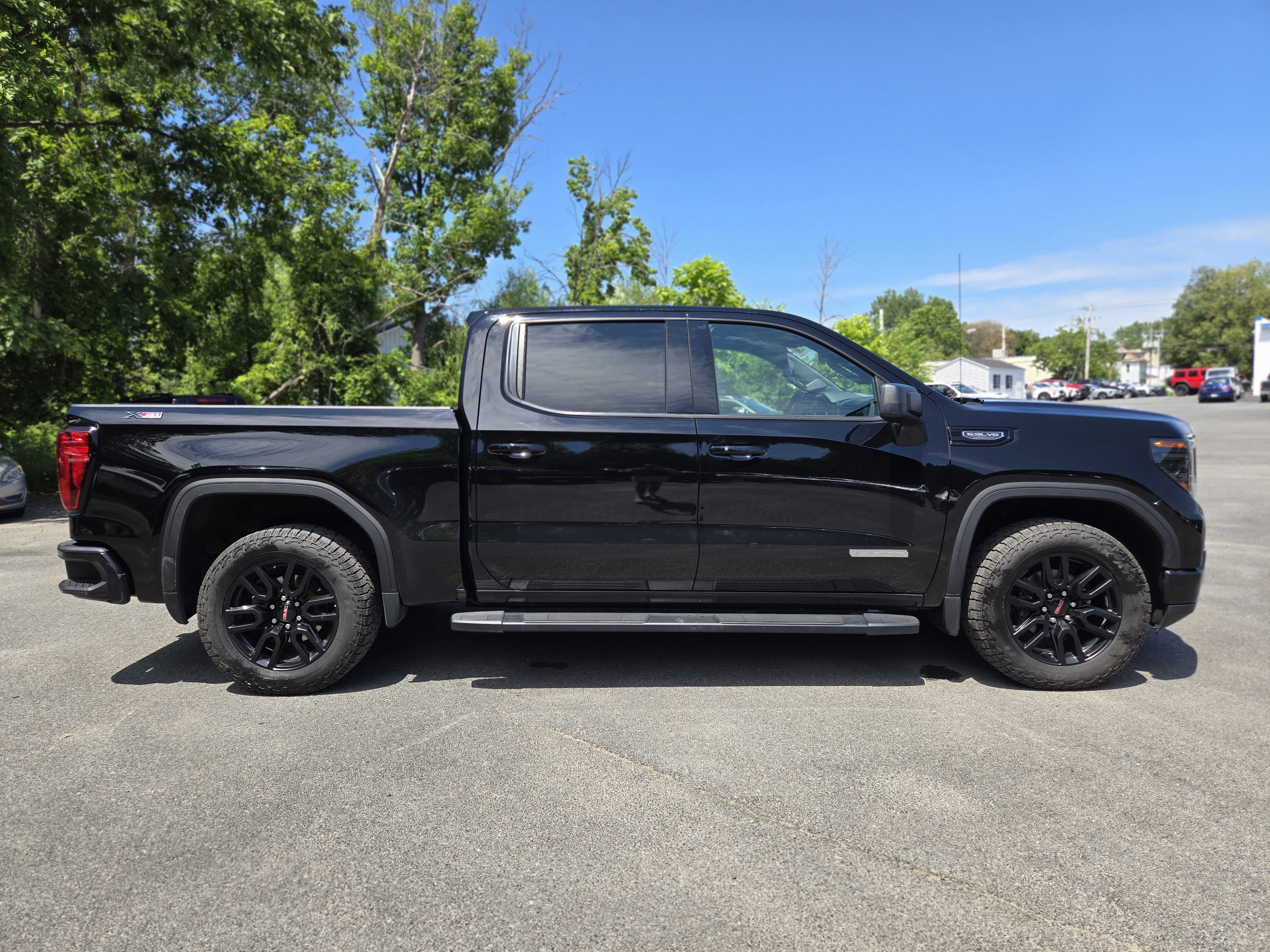 2022 GMC Sierra 1500 Elevation