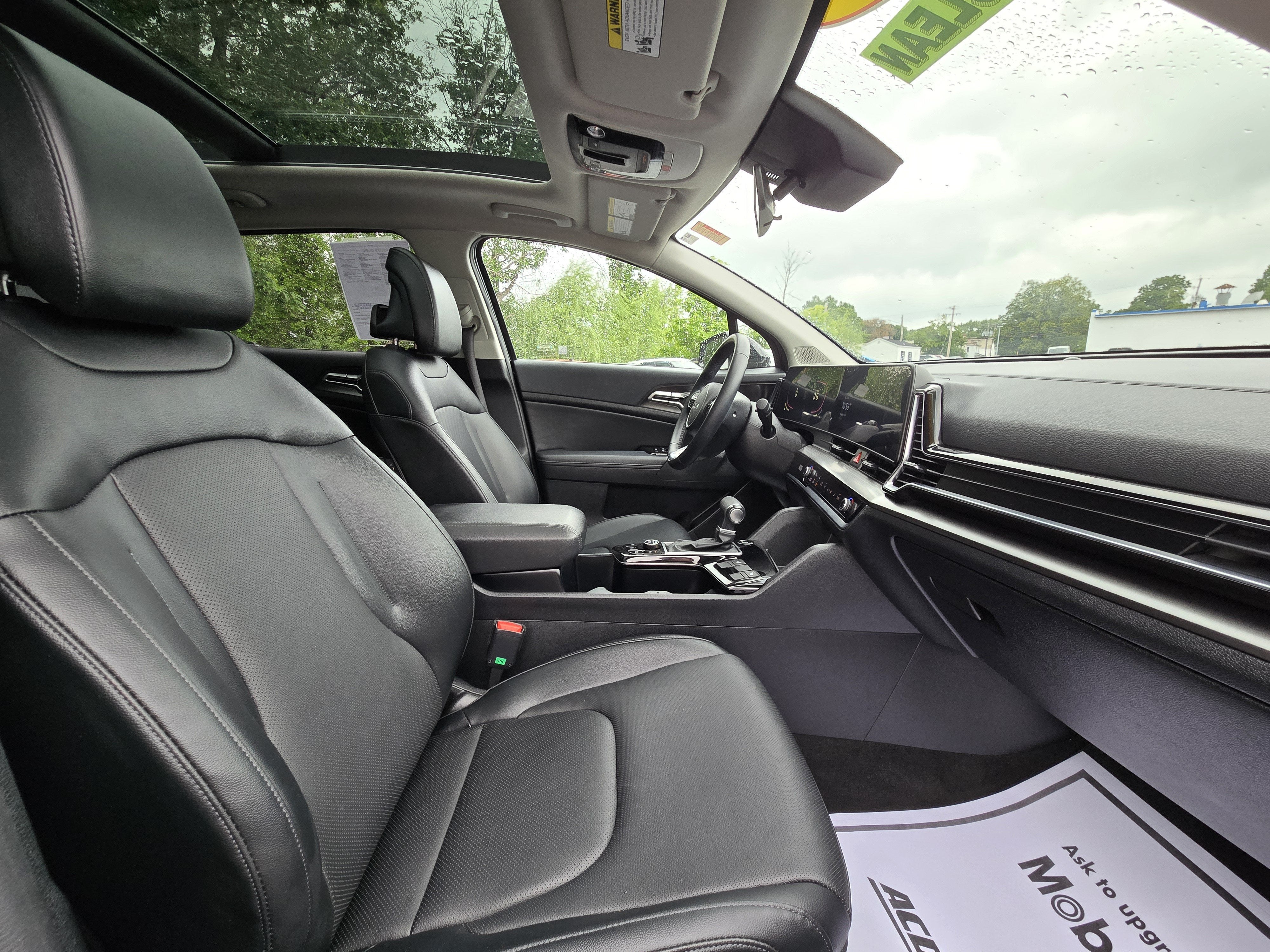 2025 Kia Sportage EX