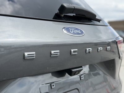 2022 Ford Escape Hybrid SE