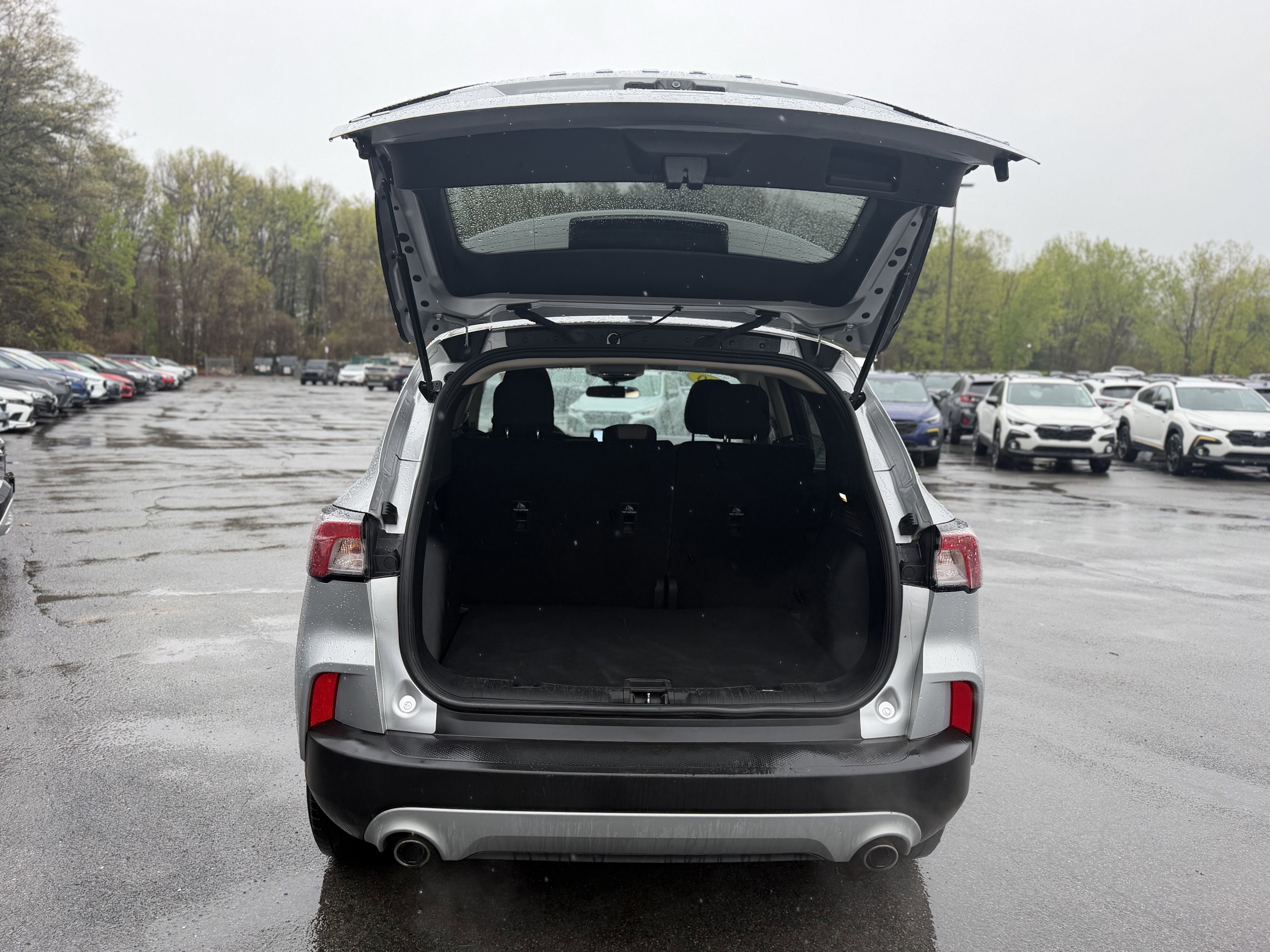 2020 Ford Escape SE