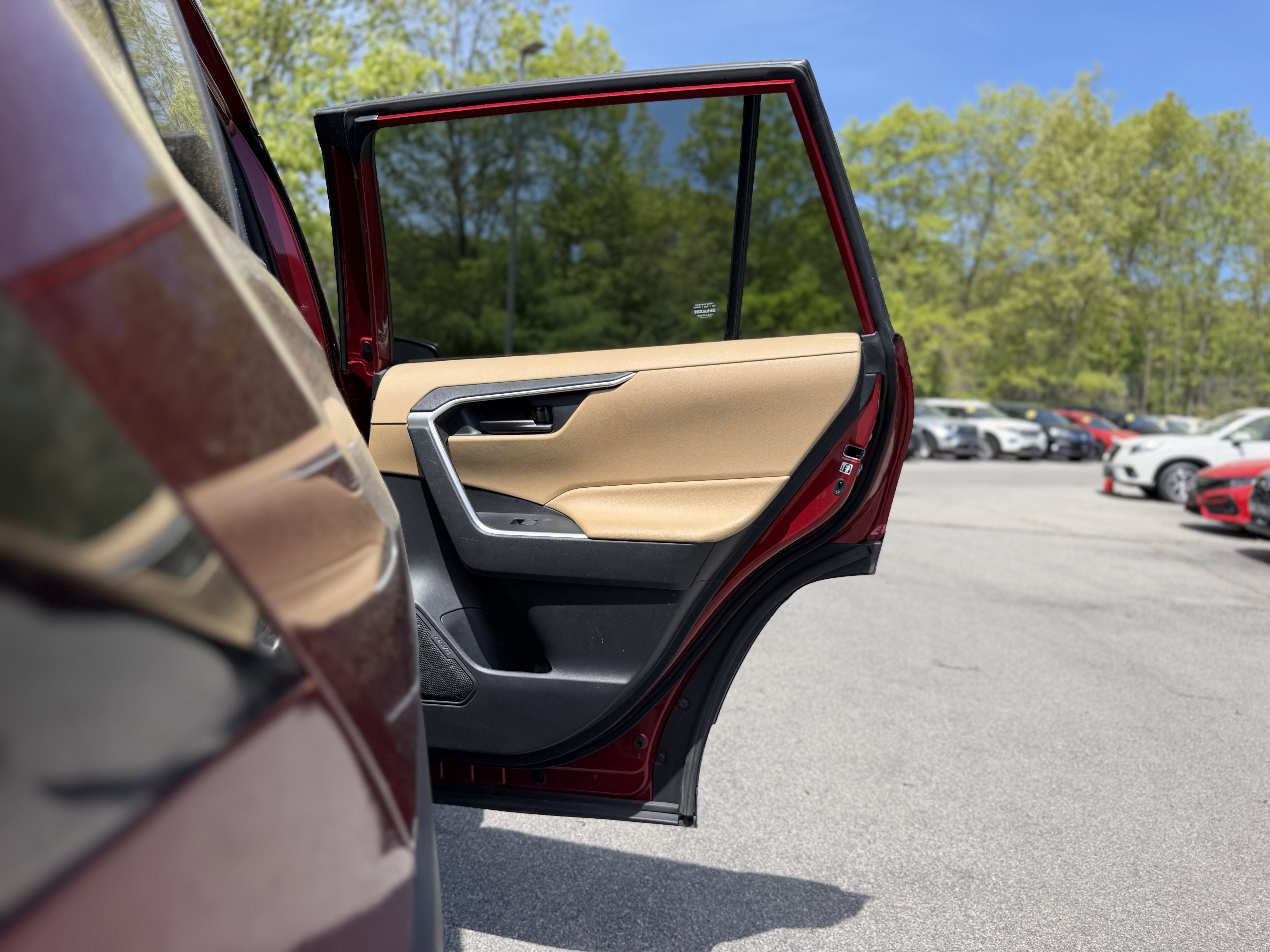 2020 Toyota RAV4 Hybrid LE