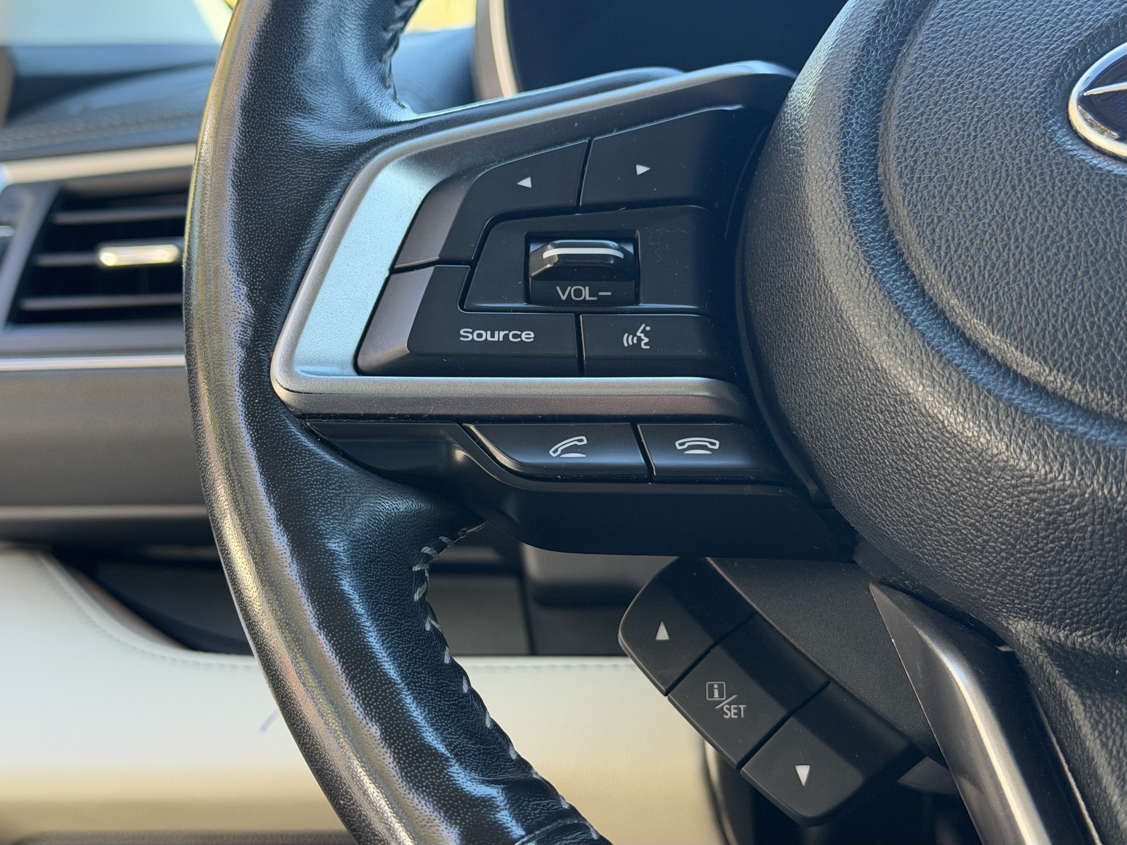 2022 Subaru Ascent Touring