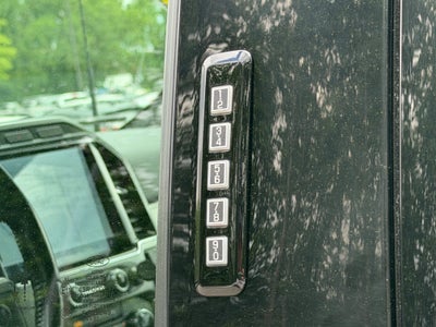 2022 Ford F-350SD Lariat