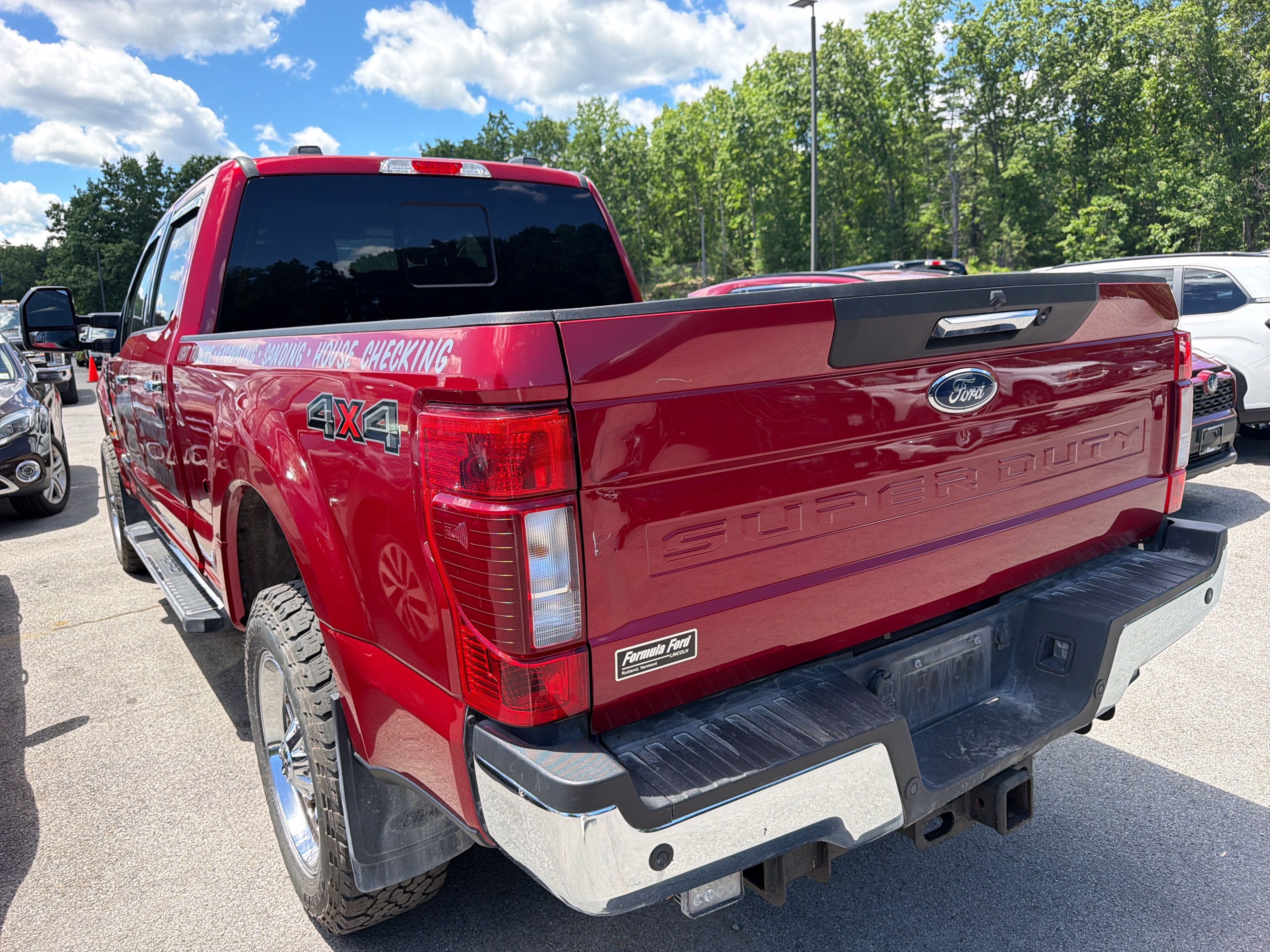 2022 Ford F-350SD Lariat