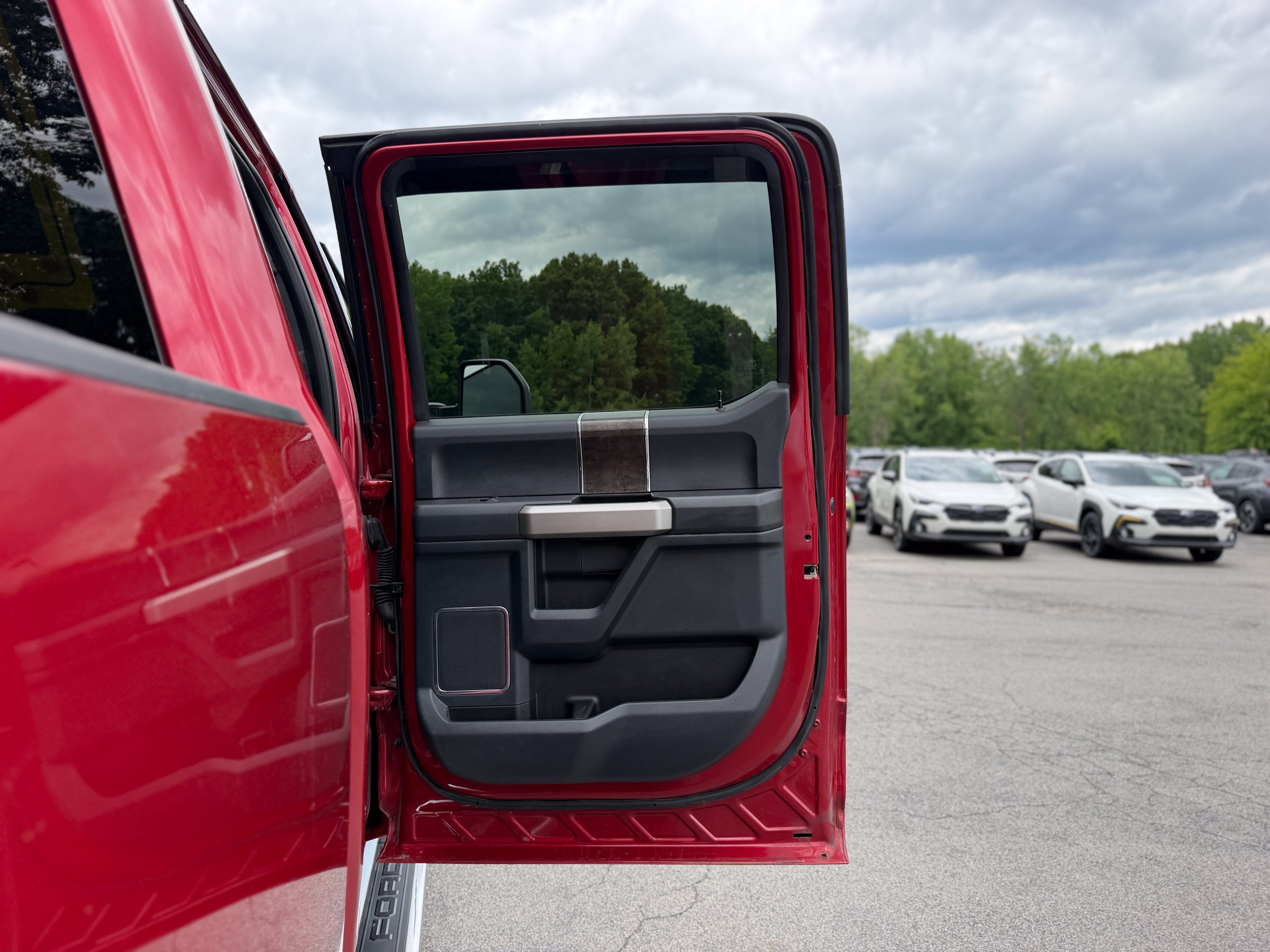 2022 Ford F-350SD Lariat