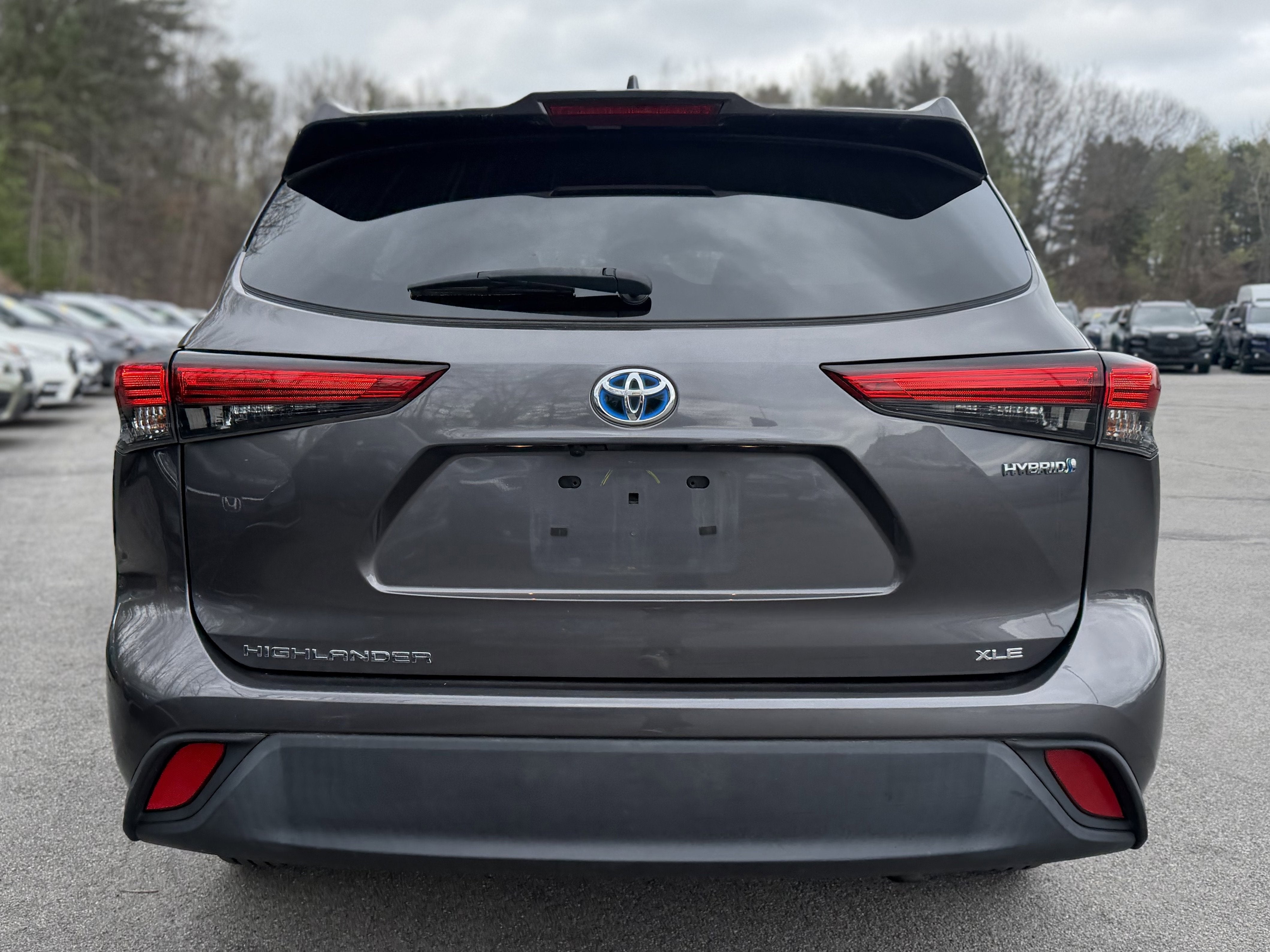 2022 Toyota Highlander Hybrid XLE