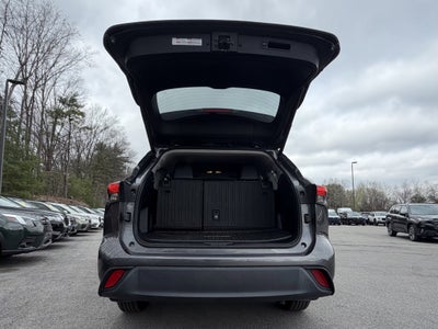 2022 Toyota Highlander Hybrid XLE