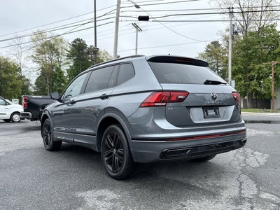 2022 Volkswagen Tiguan 2.0T SE R-Line Black