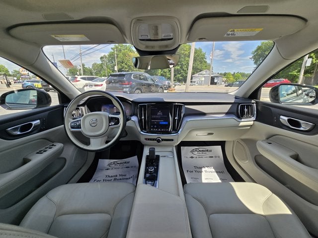 2024 Volvo S60 B5 Core Dark Theme